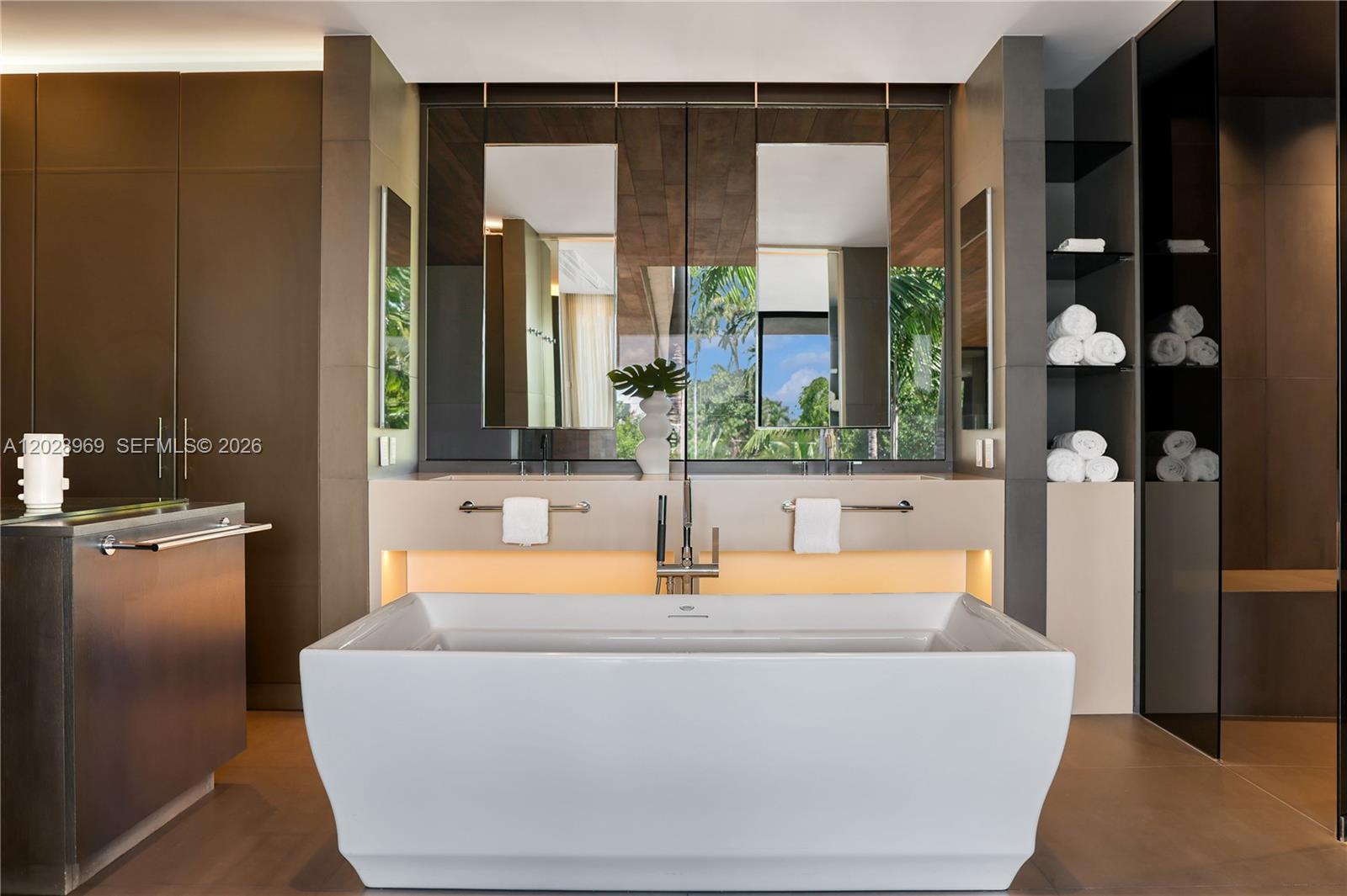 508 W Dilido Dr Miami Beach, FL 33139