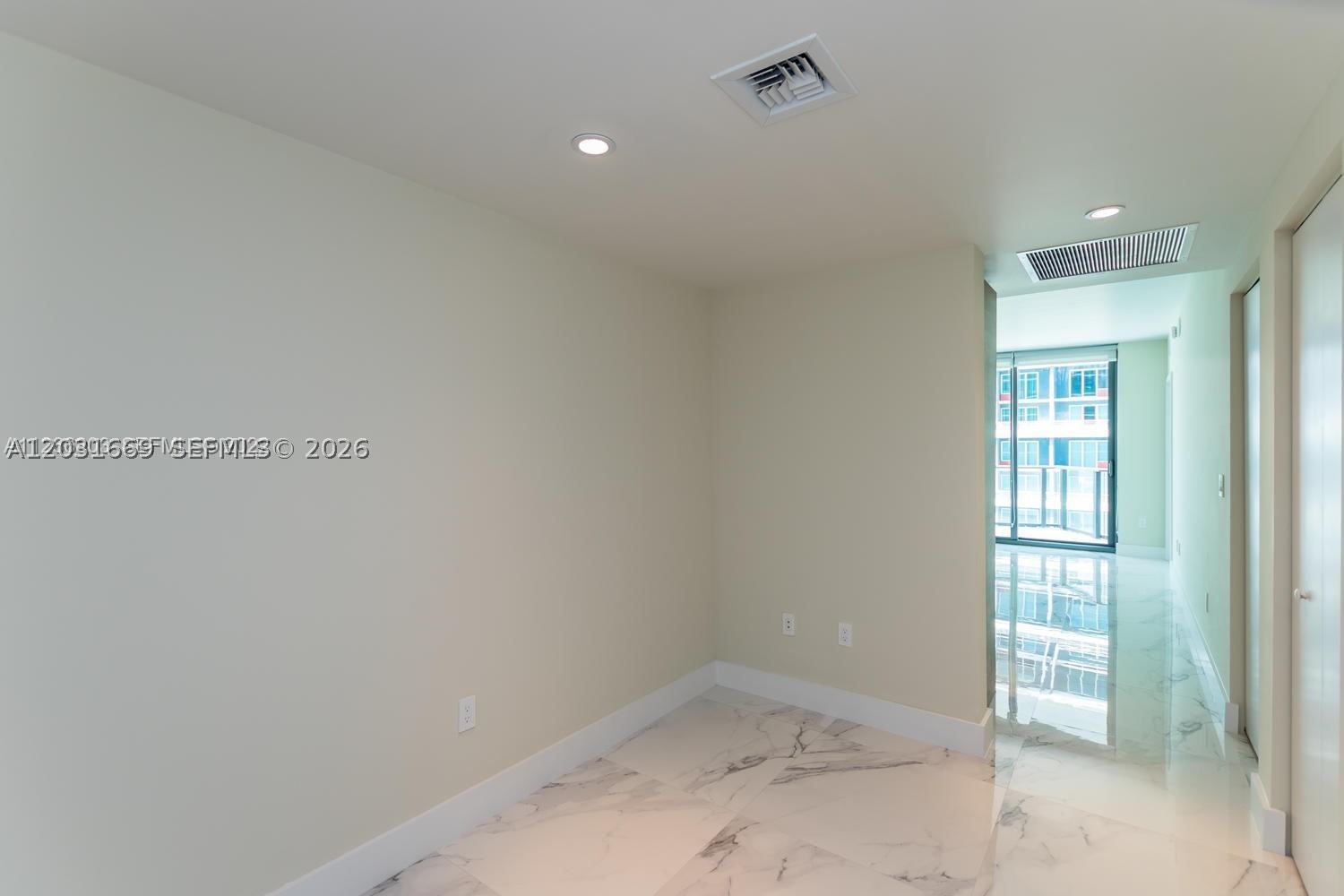 image Dua Miami (SLS Brickell)19