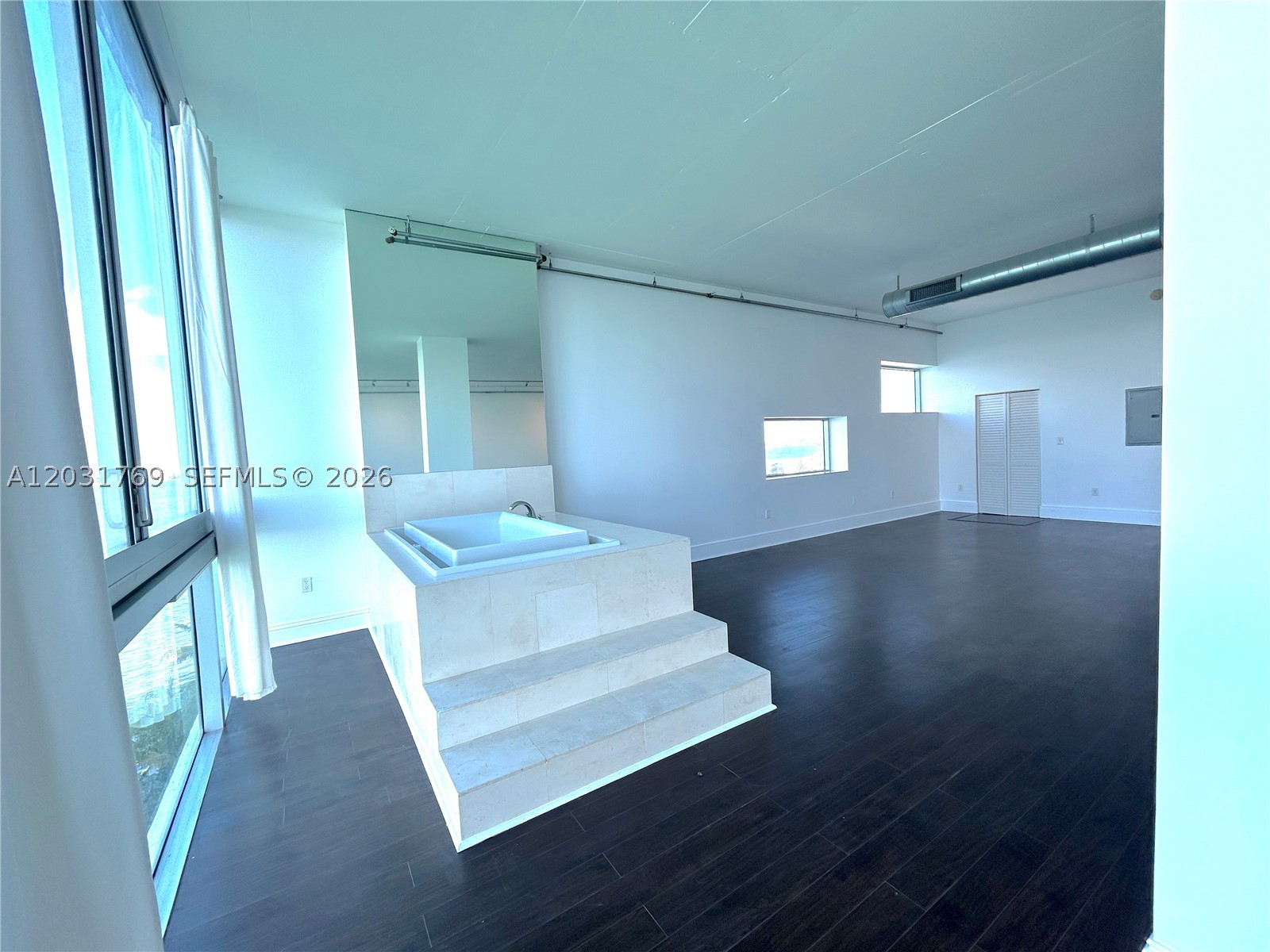image Space 0124