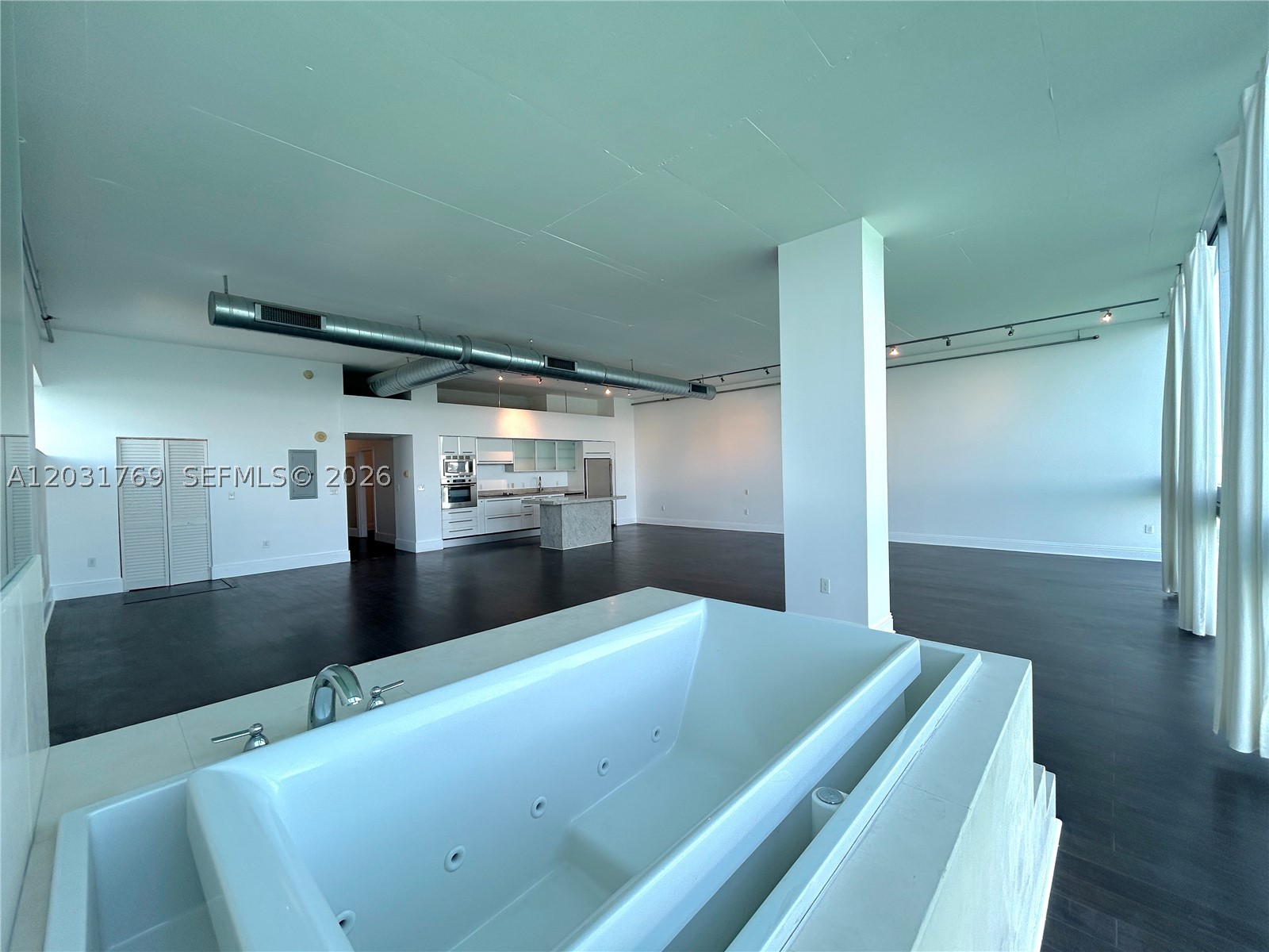 image Space 0127