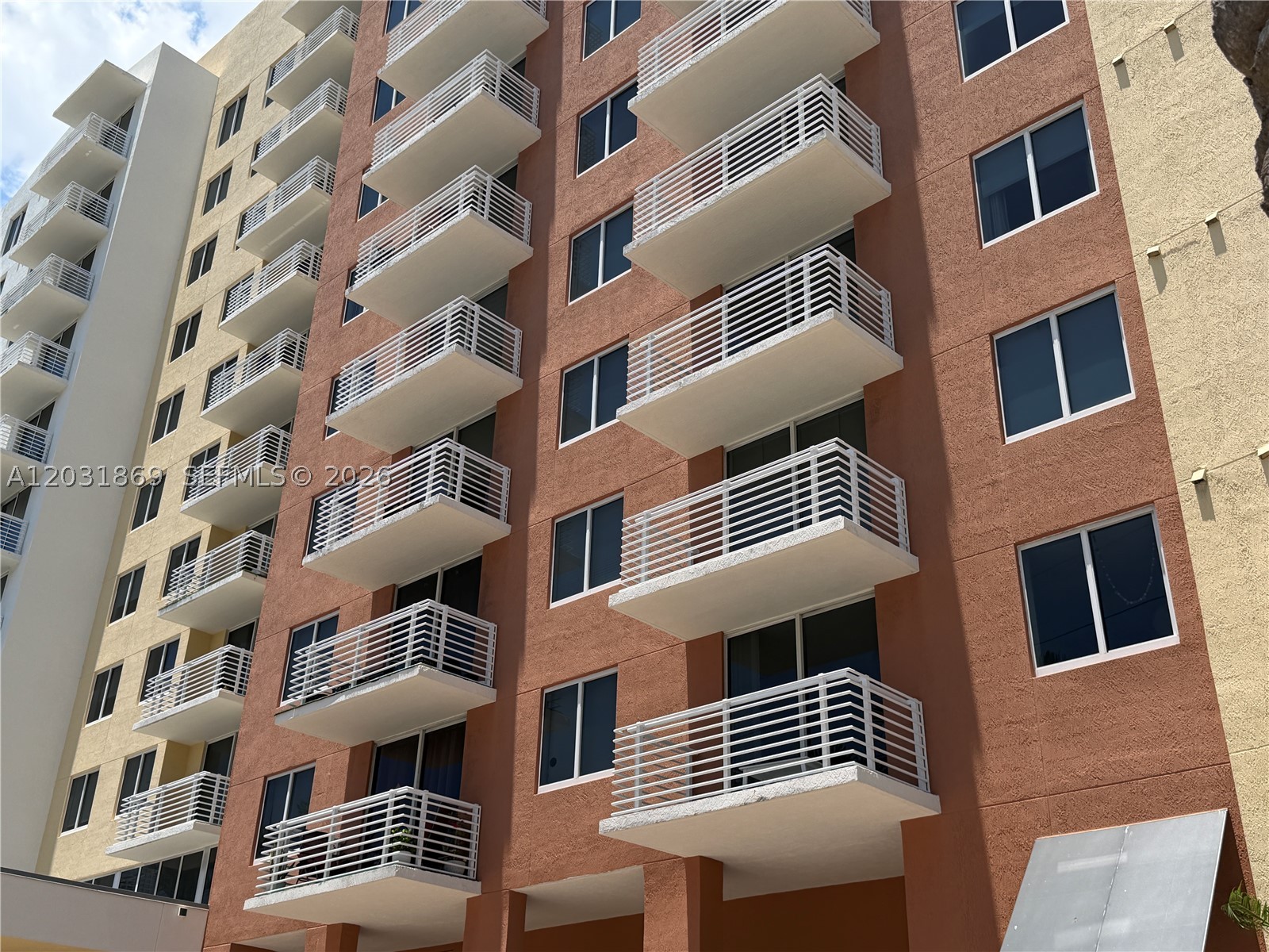 image The Venture at Aventura35