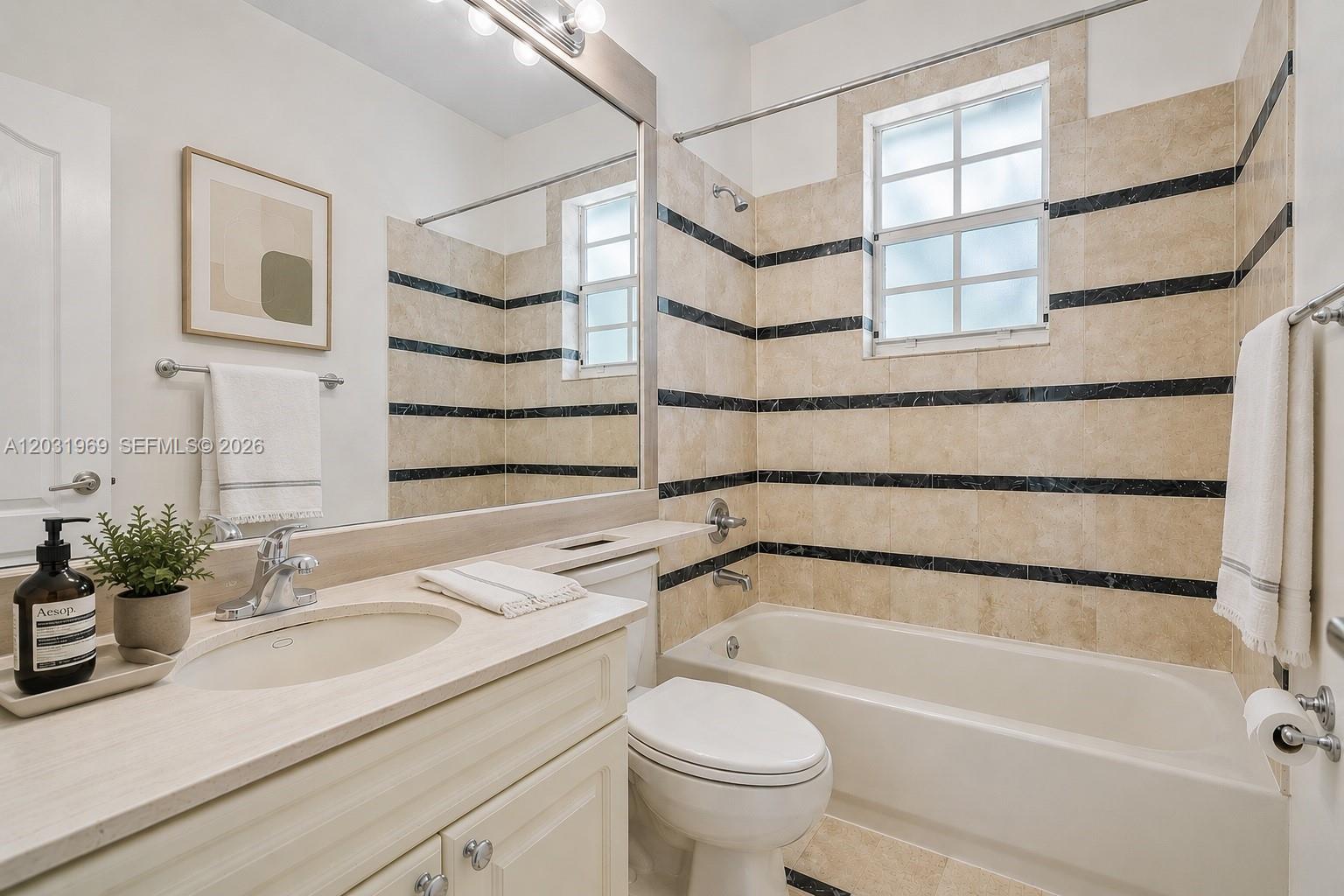 3229 Virginia #3229 Miami, FL 33133