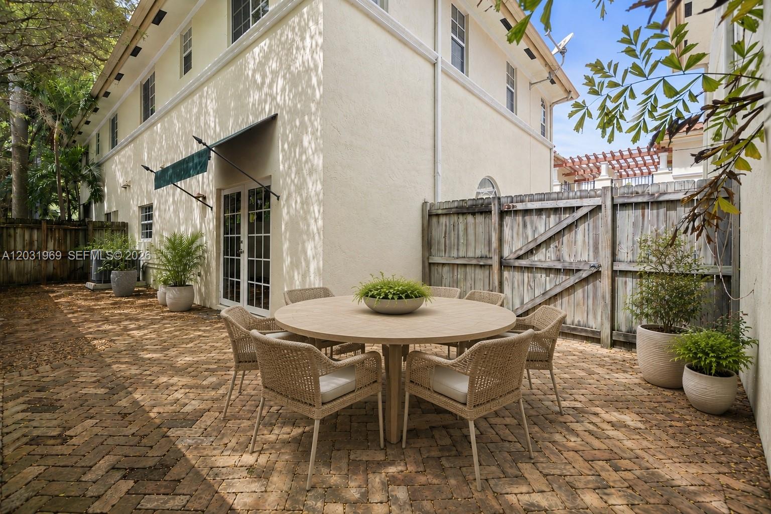 3229 Virginia #3229 Miami, FL 33133