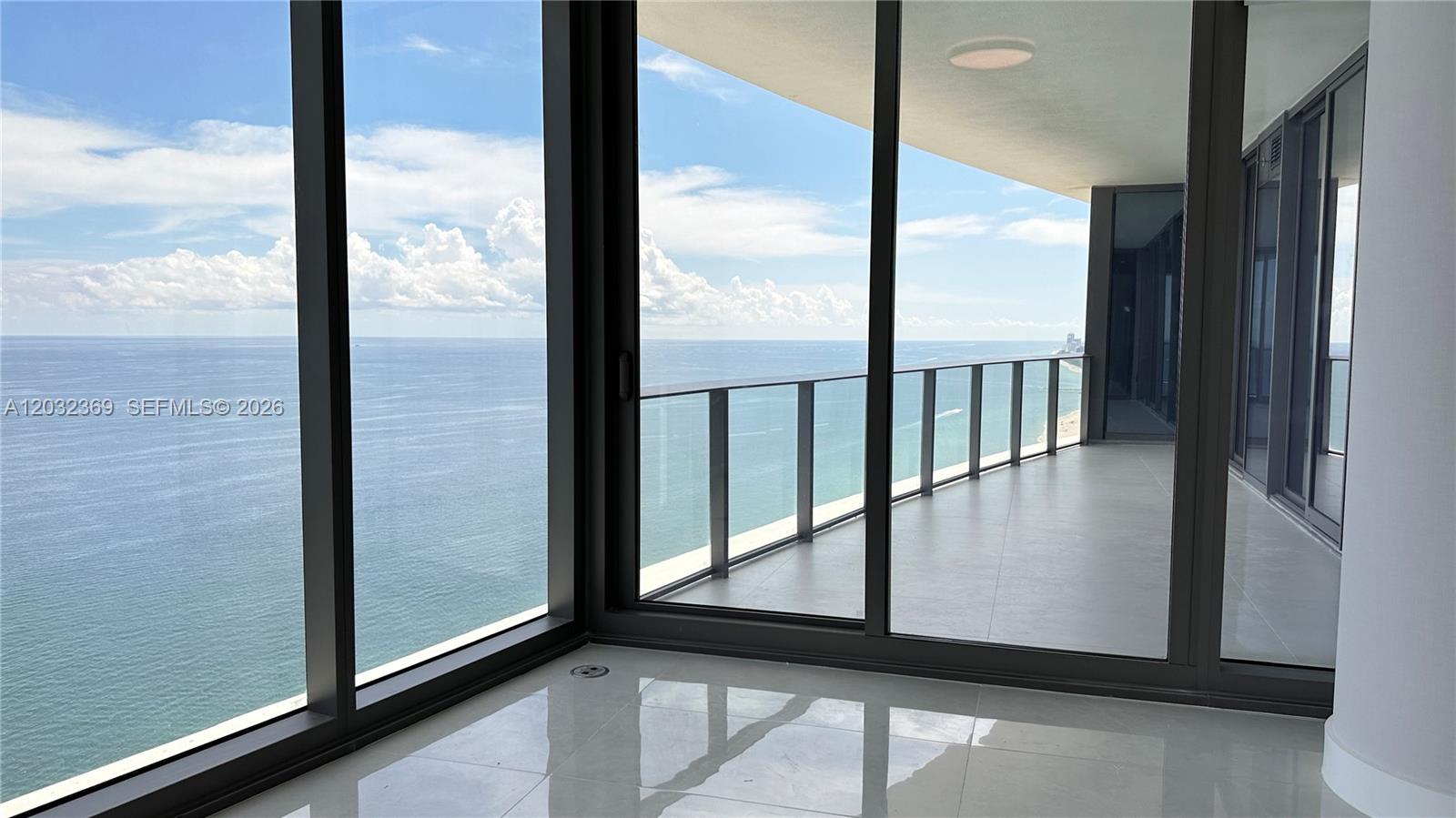 15701 Collins Ave #3804 Sunny Isles Beach, FL 33160