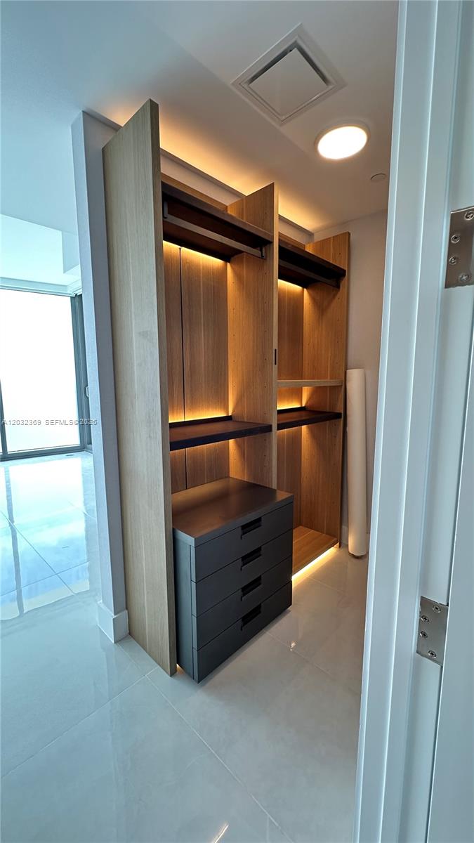 15701 Collins Ave #3804 Sunny Isles Beach, FL 33160