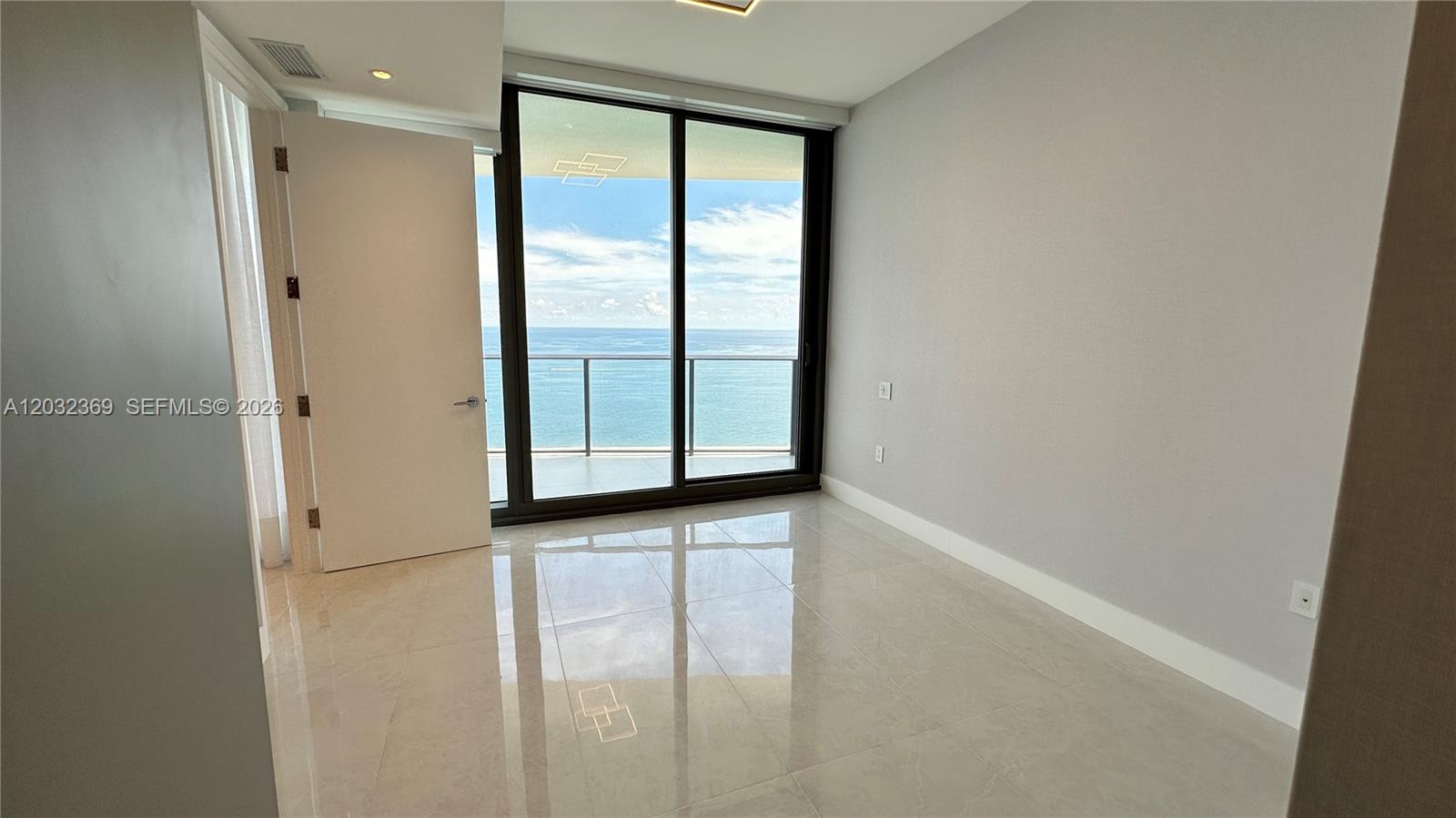 15701 Collins Ave #3804 Sunny Isles Beach, FL 33160