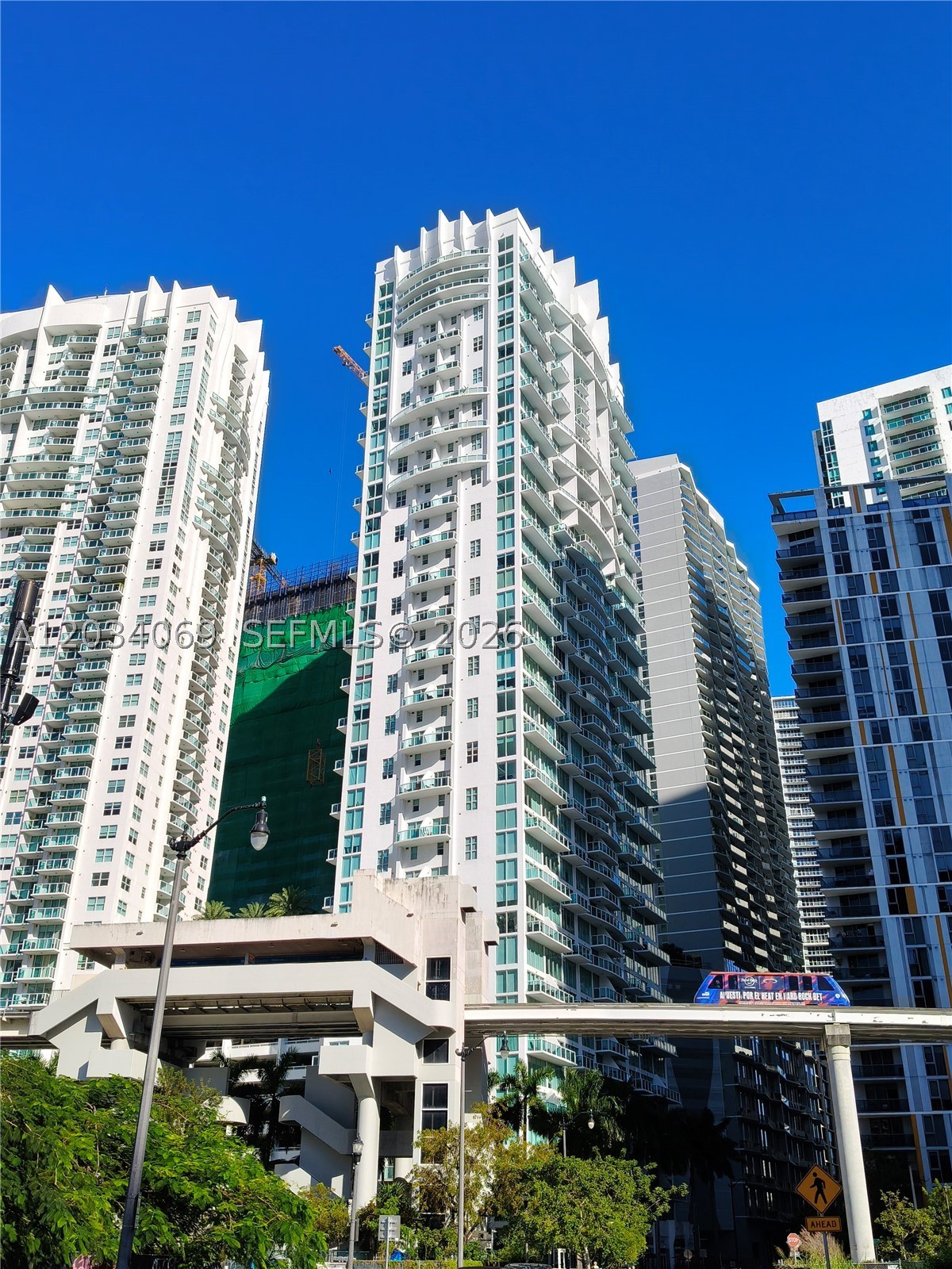 image Brickell on the River South0