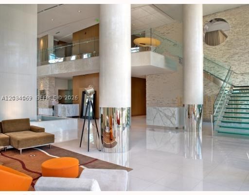 image Brickell on the River South19