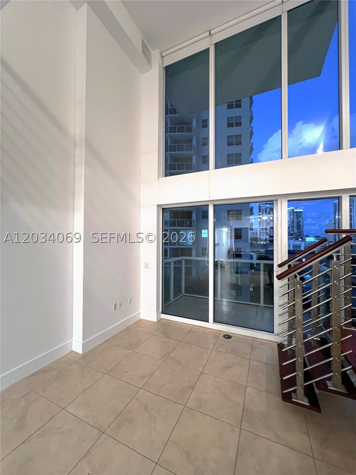 image Brickell on the River South4