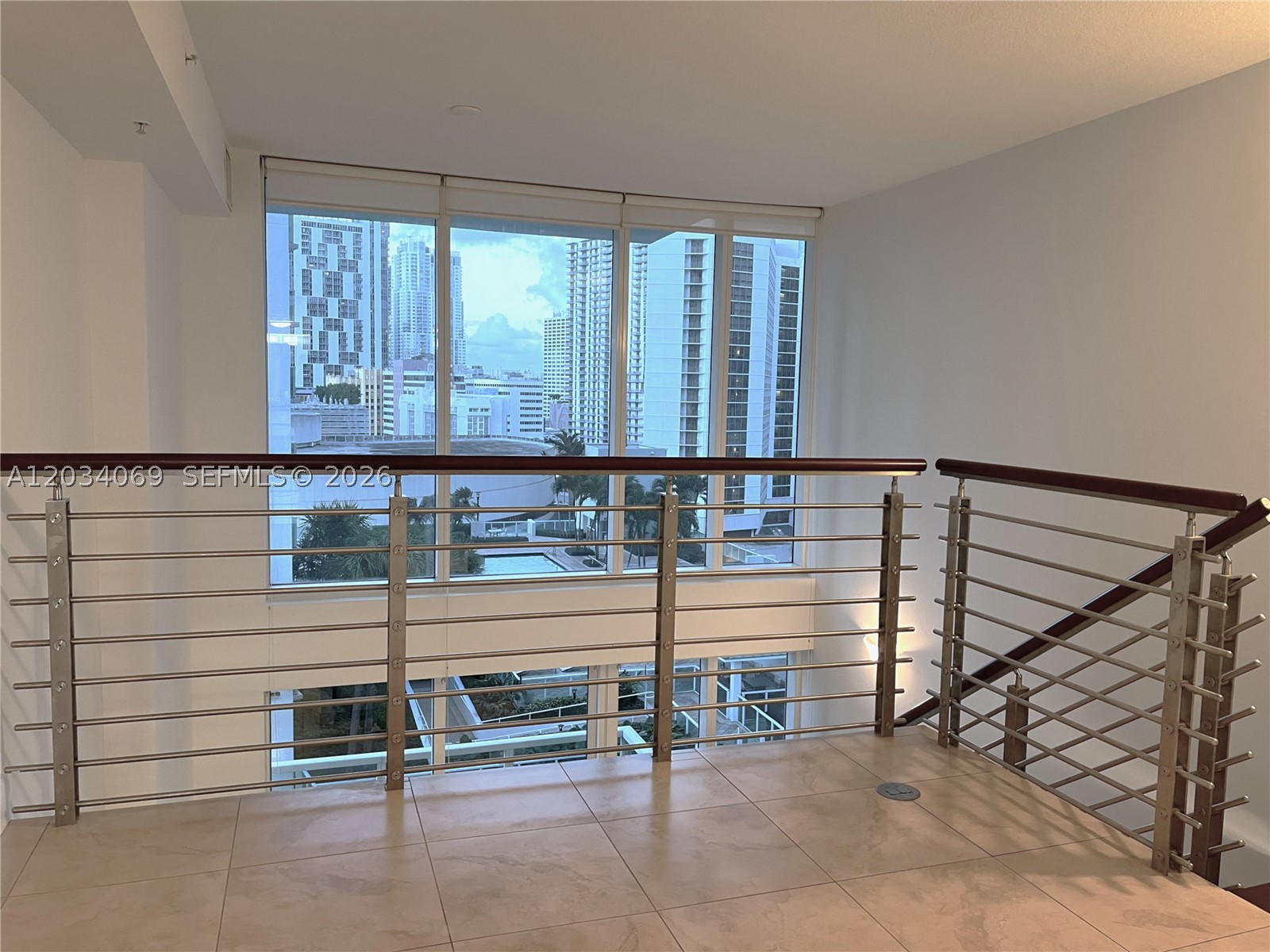 image Brickell on the River South8