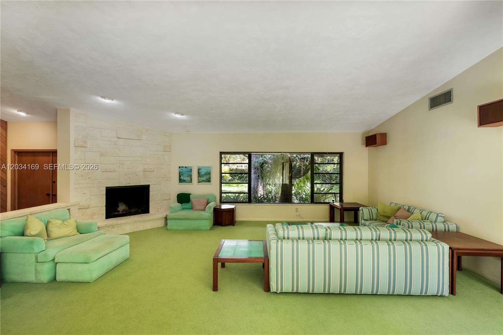 9979 Fairchild Coral Gables, FL 33156