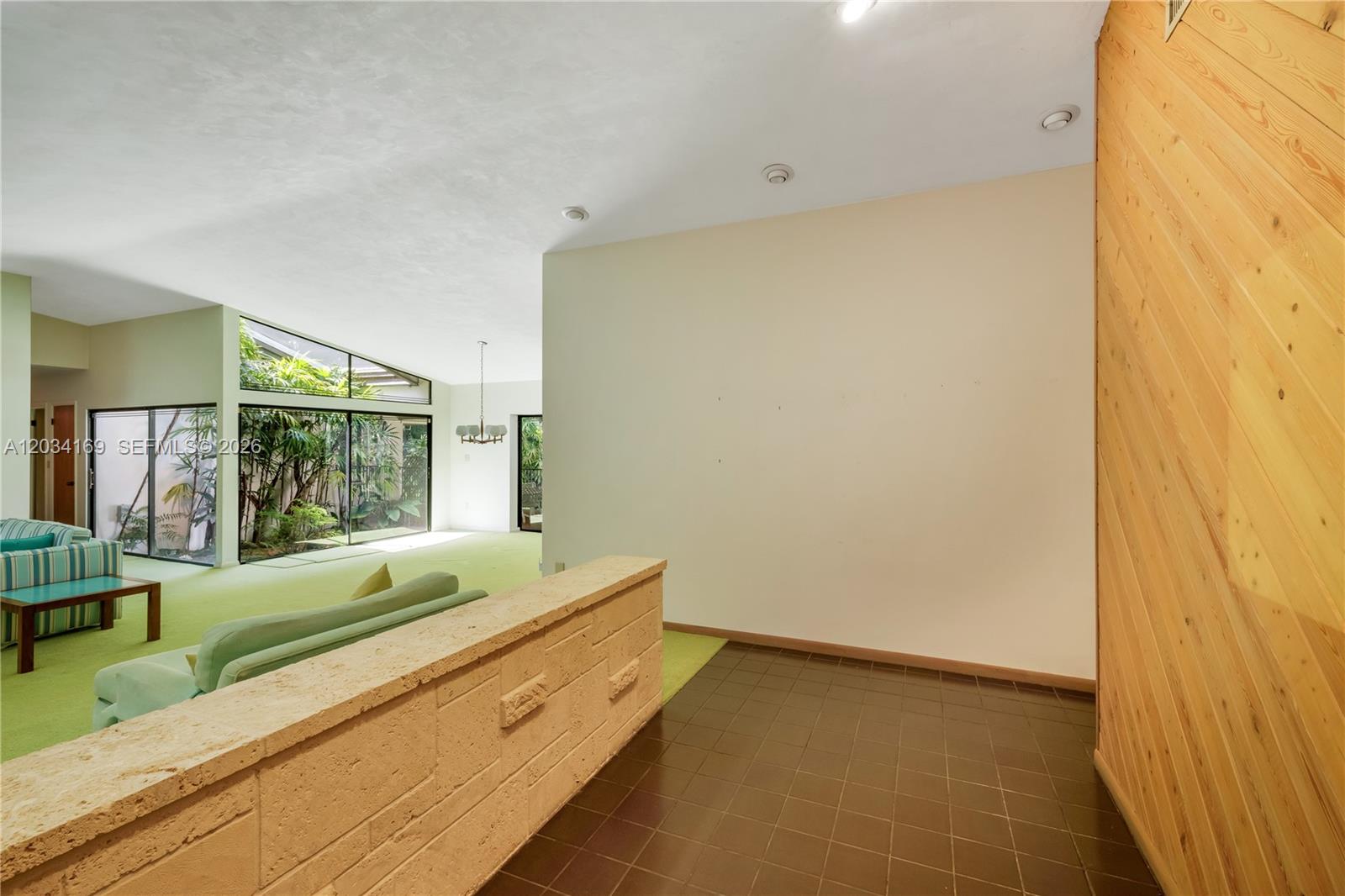 9979 Fairchild Coral Gables, FL 33156