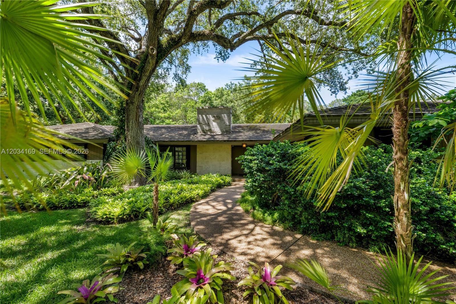 9979 Fairchild Coral Gables, FL 33156