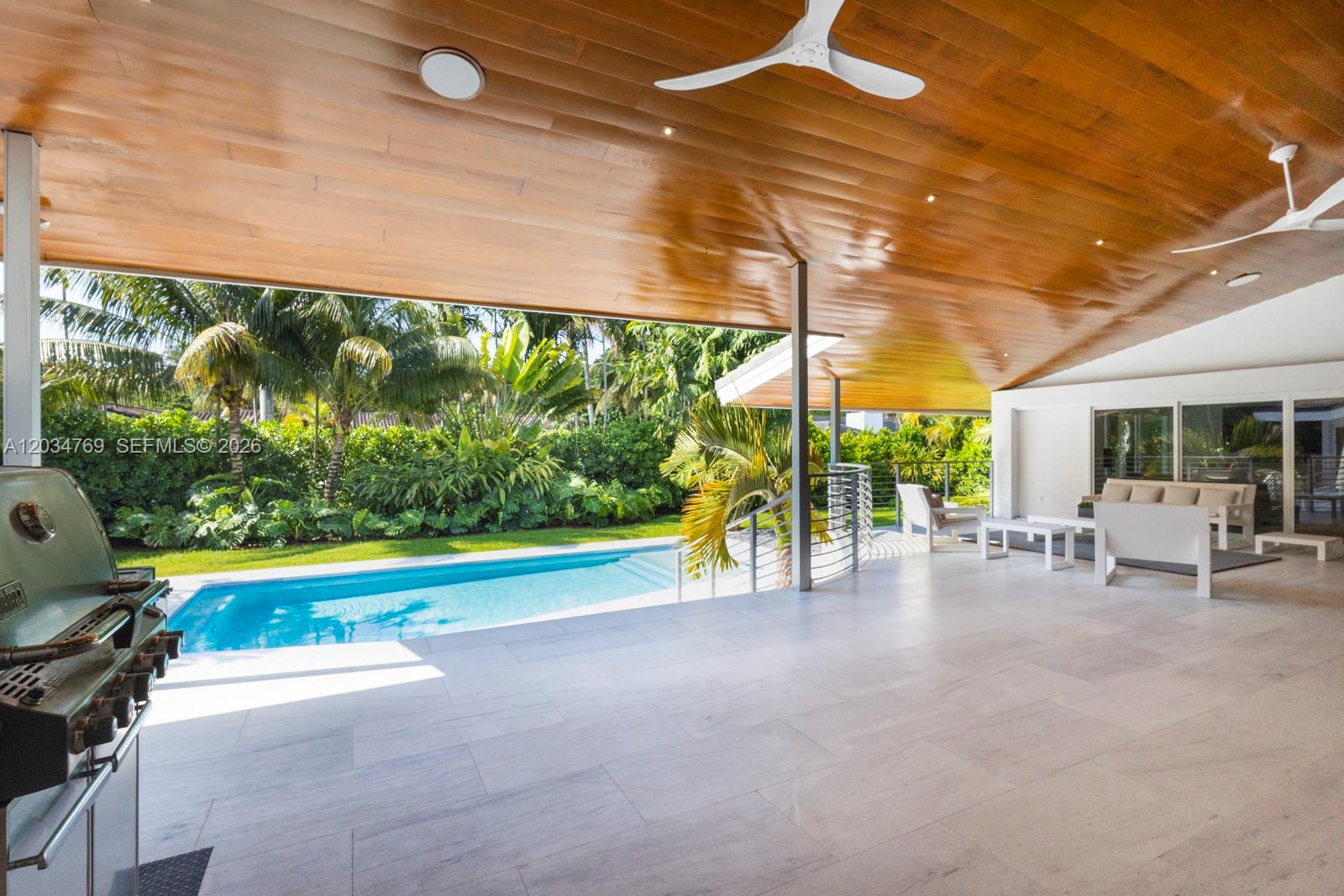 5780 Las Palmas Coral Gables, FL 33156