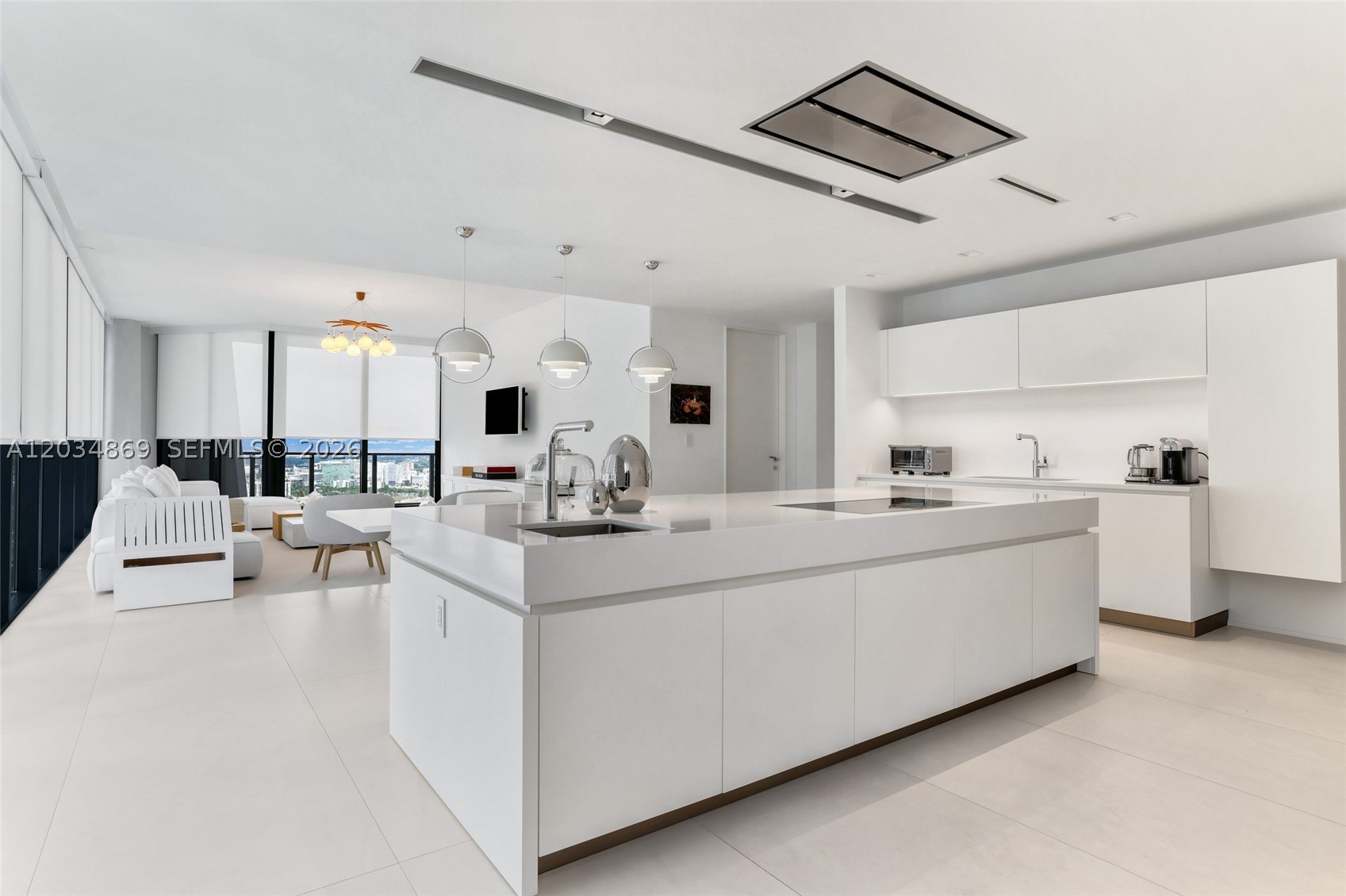 1000 Biscayne Blvd #3701 Miami, FL 33132