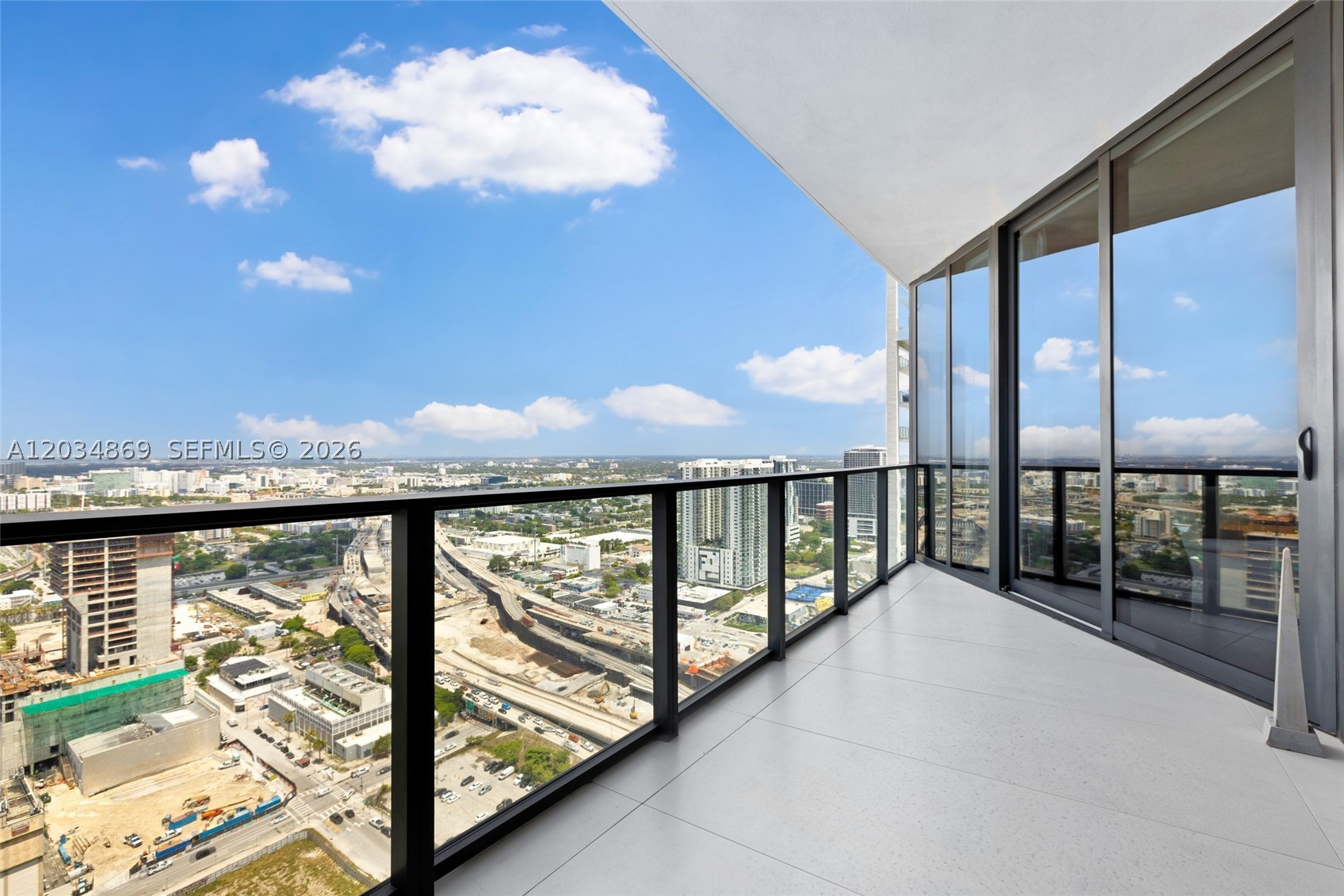 1000 Biscayne Blvd #3701 Miami, FL 33132