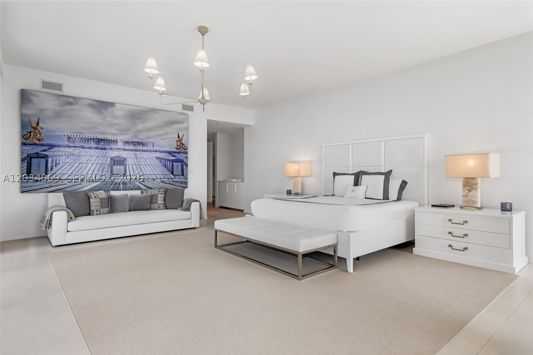 1000 Biscayne Blvd #3701 Miami, FL 33132