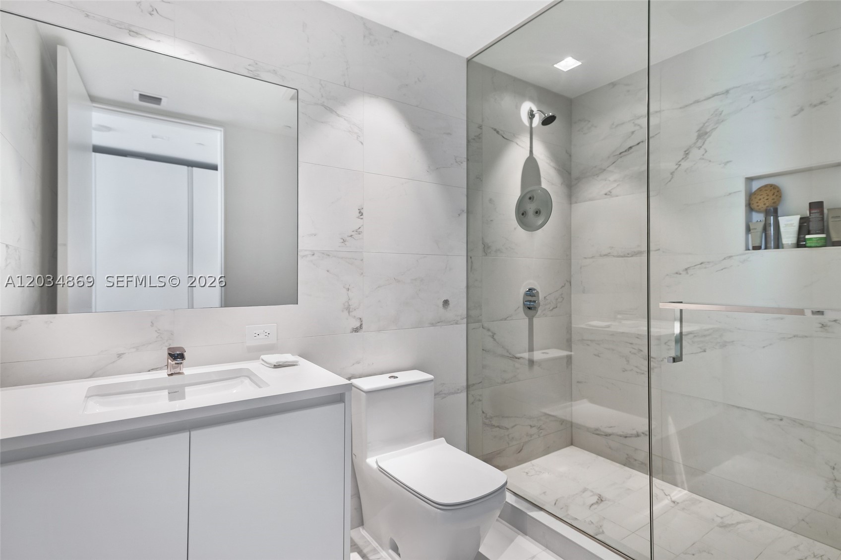 1000 Biscayne Blvd #3701 Miami, FL 33132