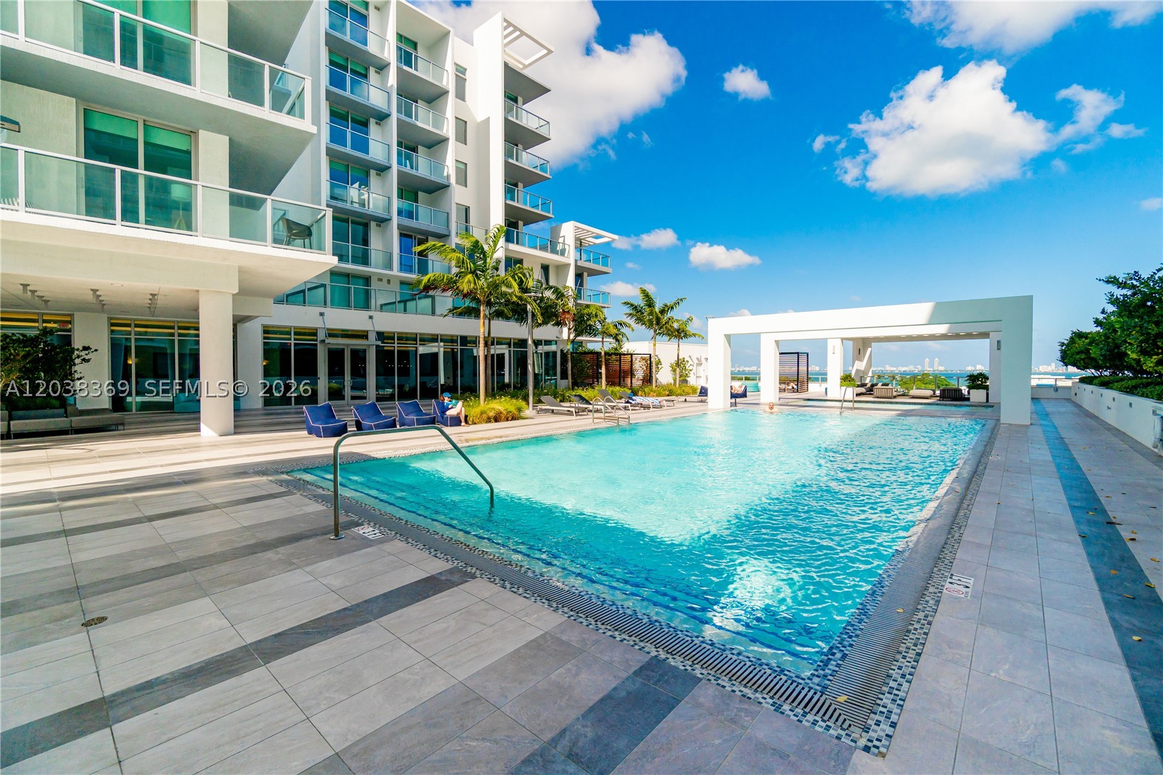 3900 Biscayne Blvd #S-418 Miami, FL 33137