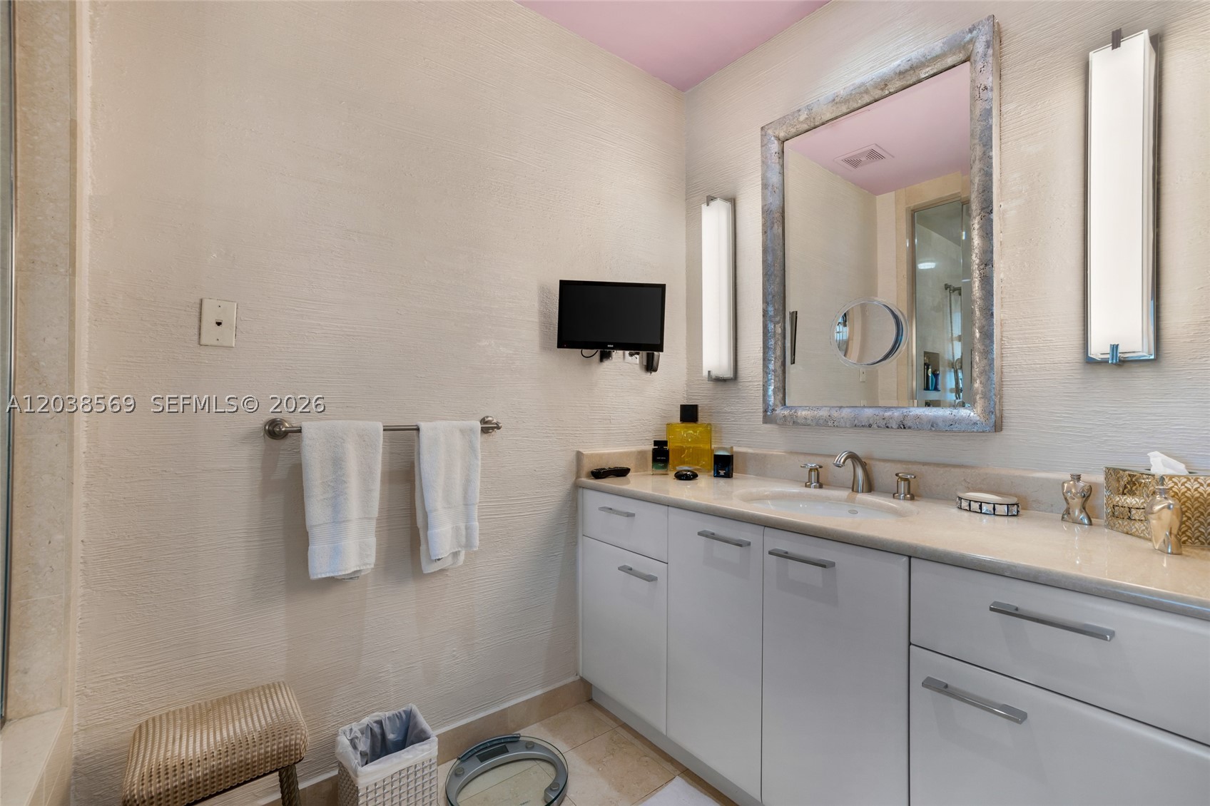20155 NE 38th Ct #1802 Aventura, FL 33180