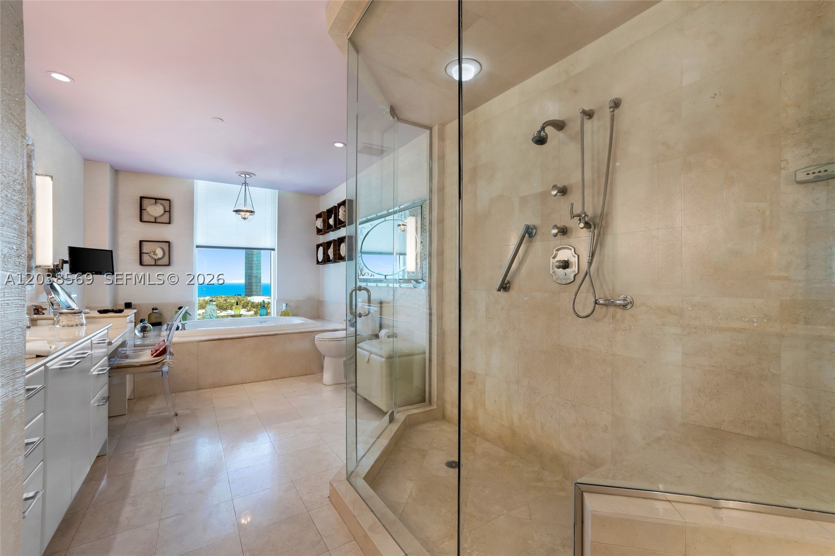 20155 NE 38th Ct #1802 Aventura, FL 33180