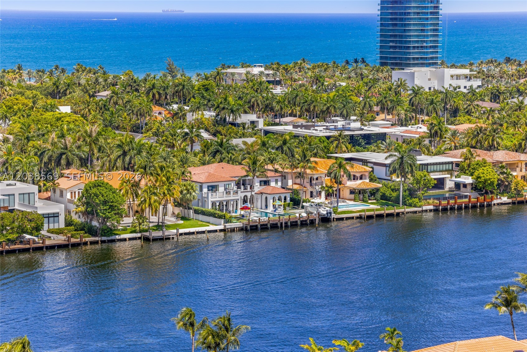 20155 NE 38th Ct #1802 Aventura, FL 33180