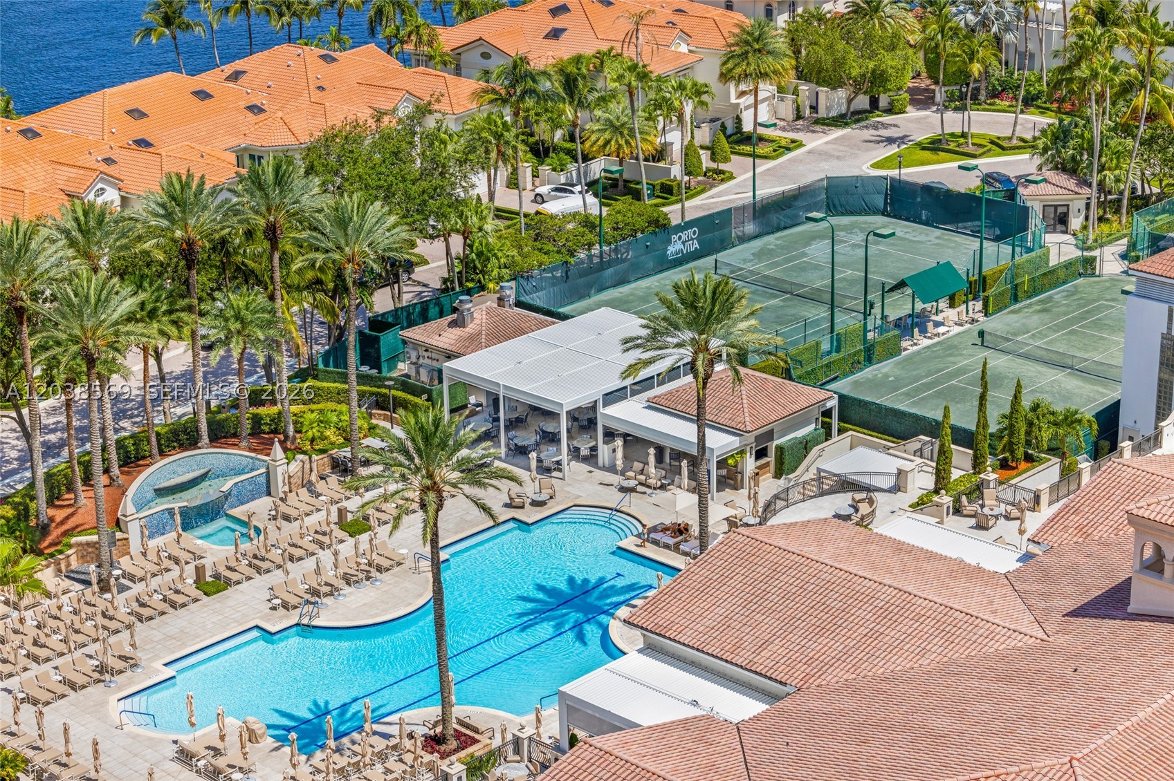 20155 NE 38th Ct #1802 Aventura, FL 33180