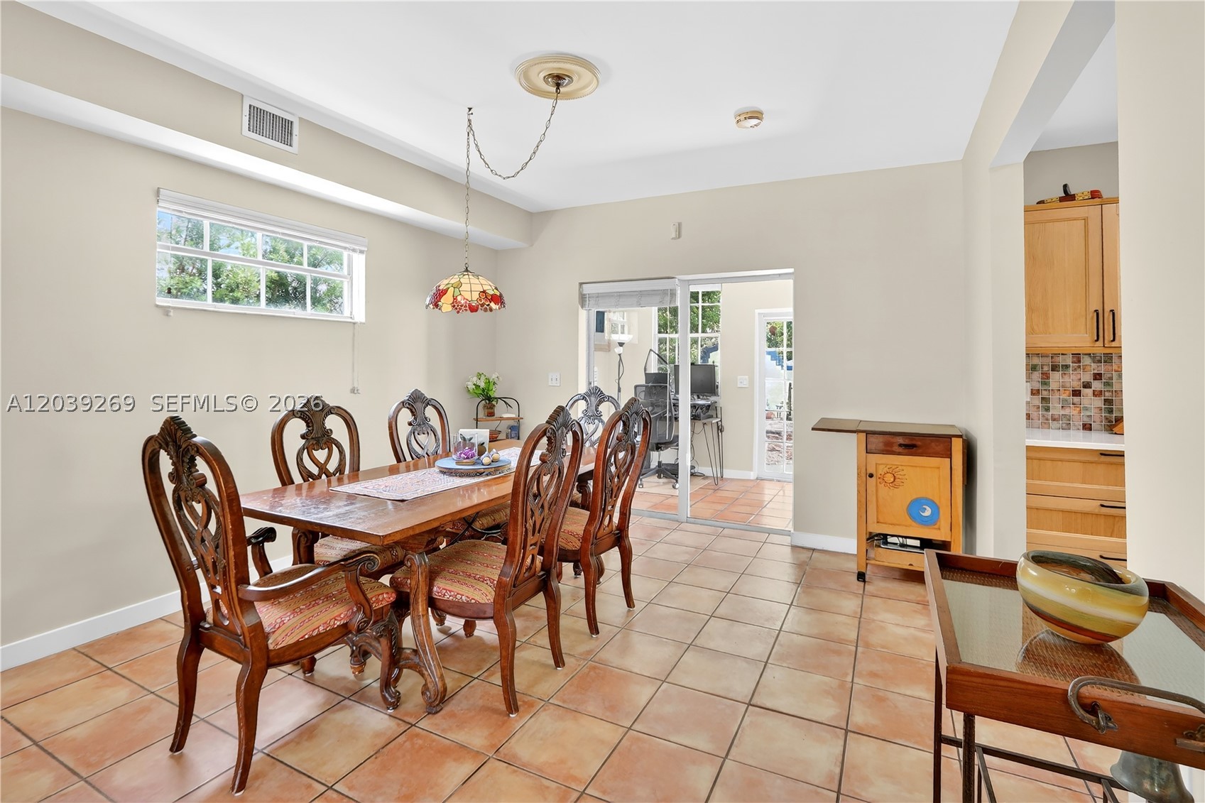 1642 SW 12th St Miami, FL 33135