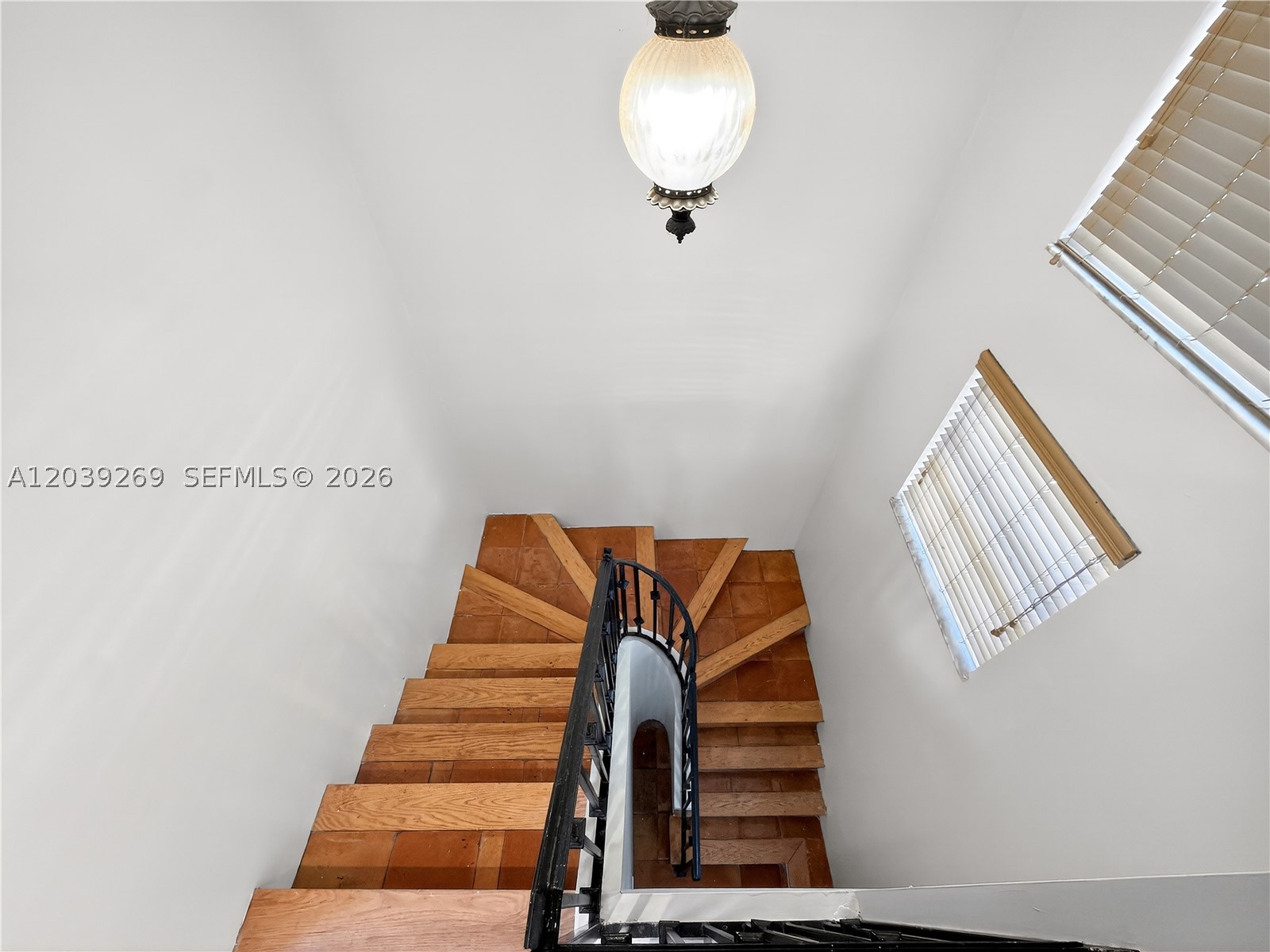 1642 SW 12th St Miami, FL 33135