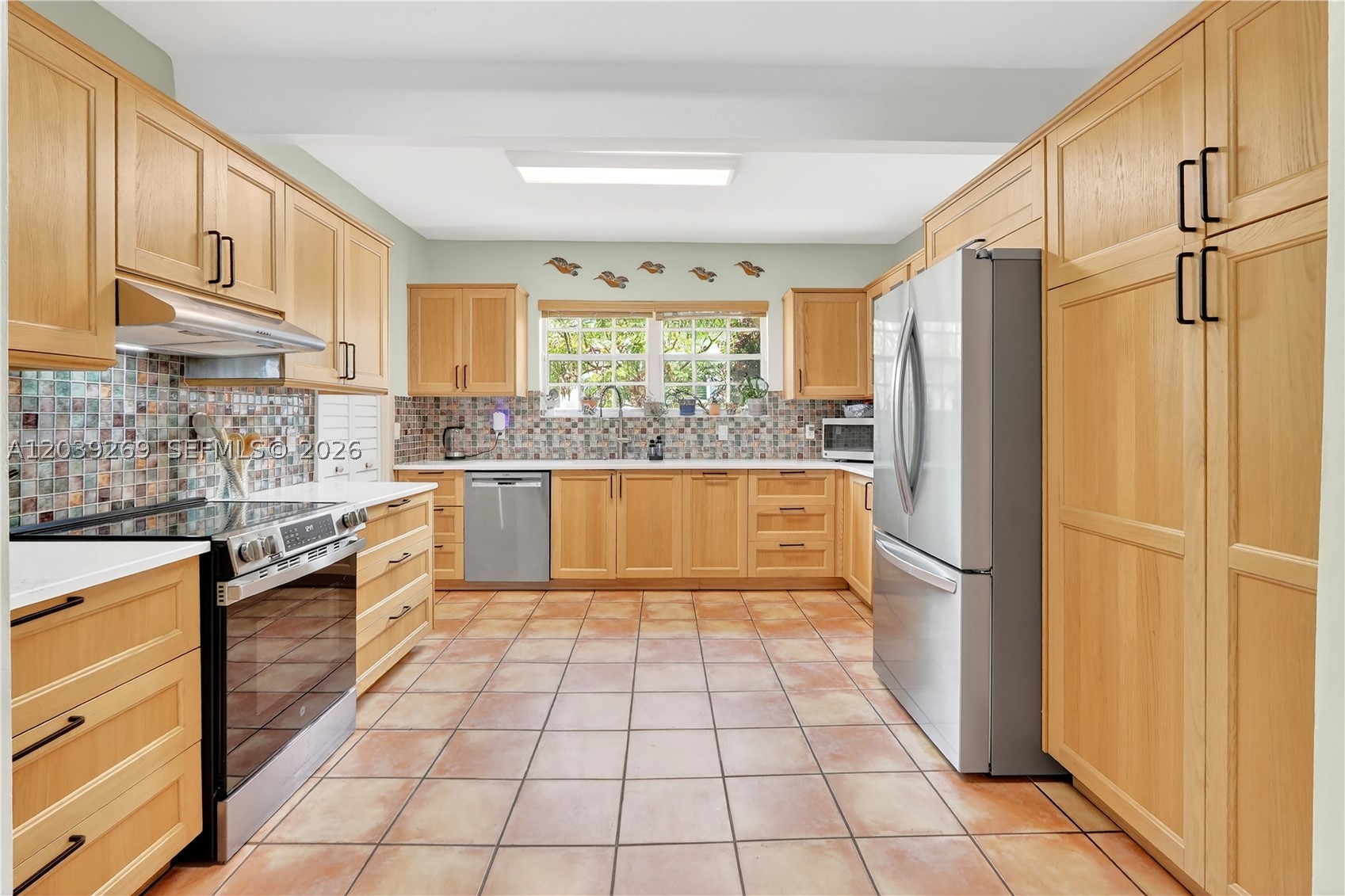 1642 SW 12th St Miami, FL 33135