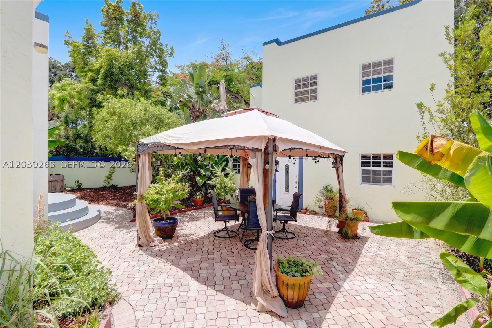 1642 SW 12th St Miami, FL 33135