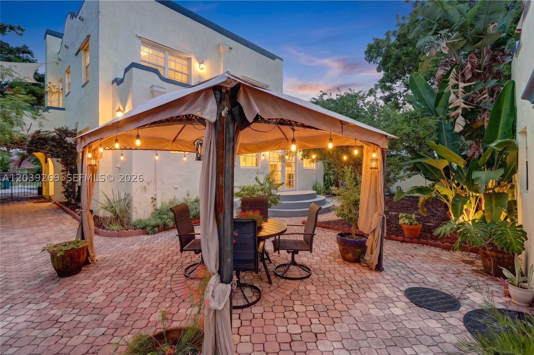 1642 SW 12th St Miami, FL 33135
