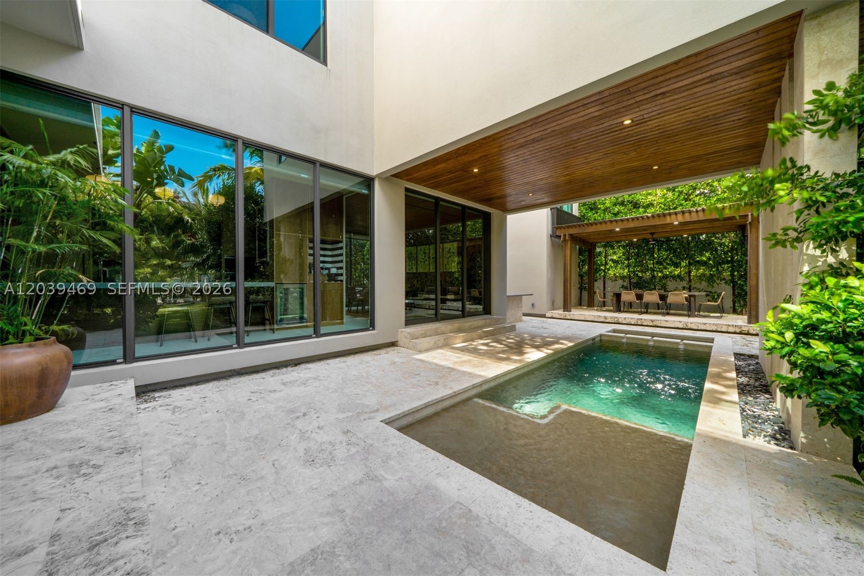 7851 SW 48th Pl Miami, FL 33143