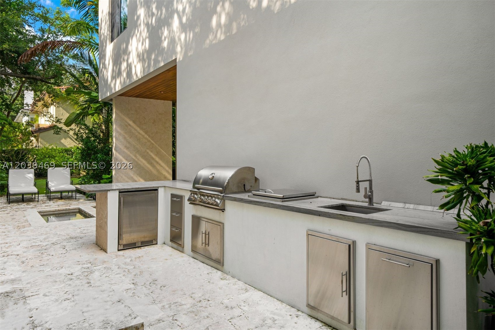 7851 SW 48th Pl Miami, FL 33143