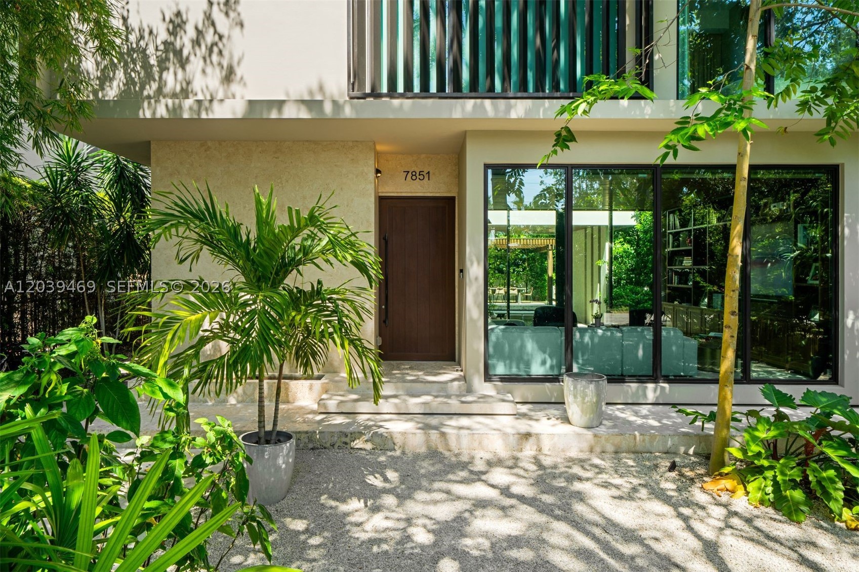 7851 SW 48th Pl Miami, FL 33143