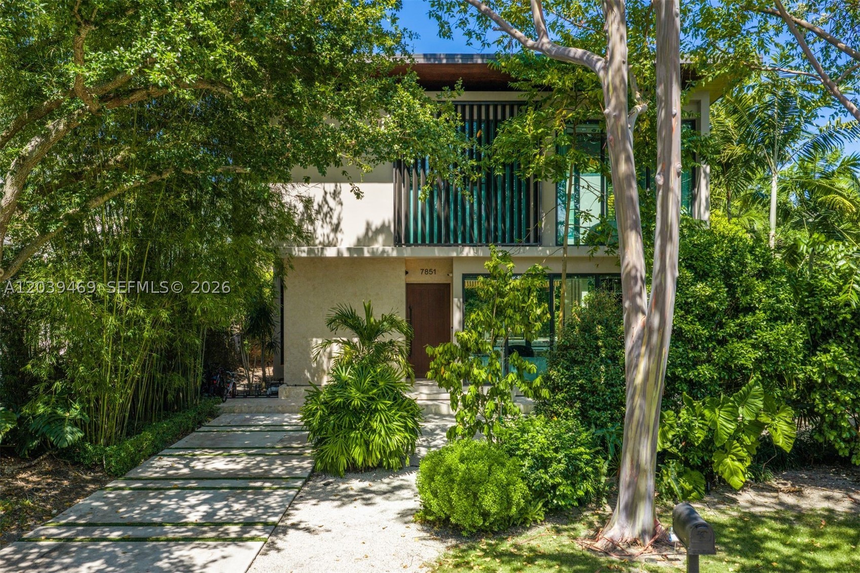 7851 SW 48th Pl Miami, FL 33143