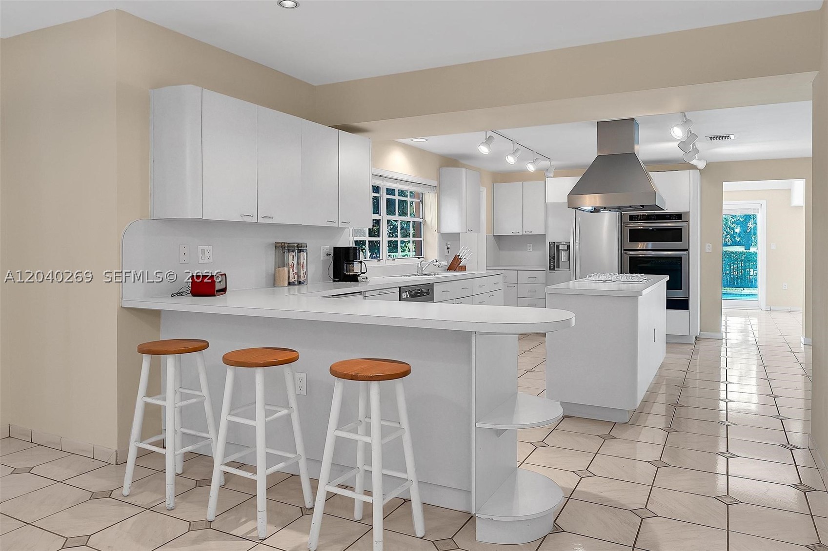 5309 Alton Rd Miami Beach, FL 33140