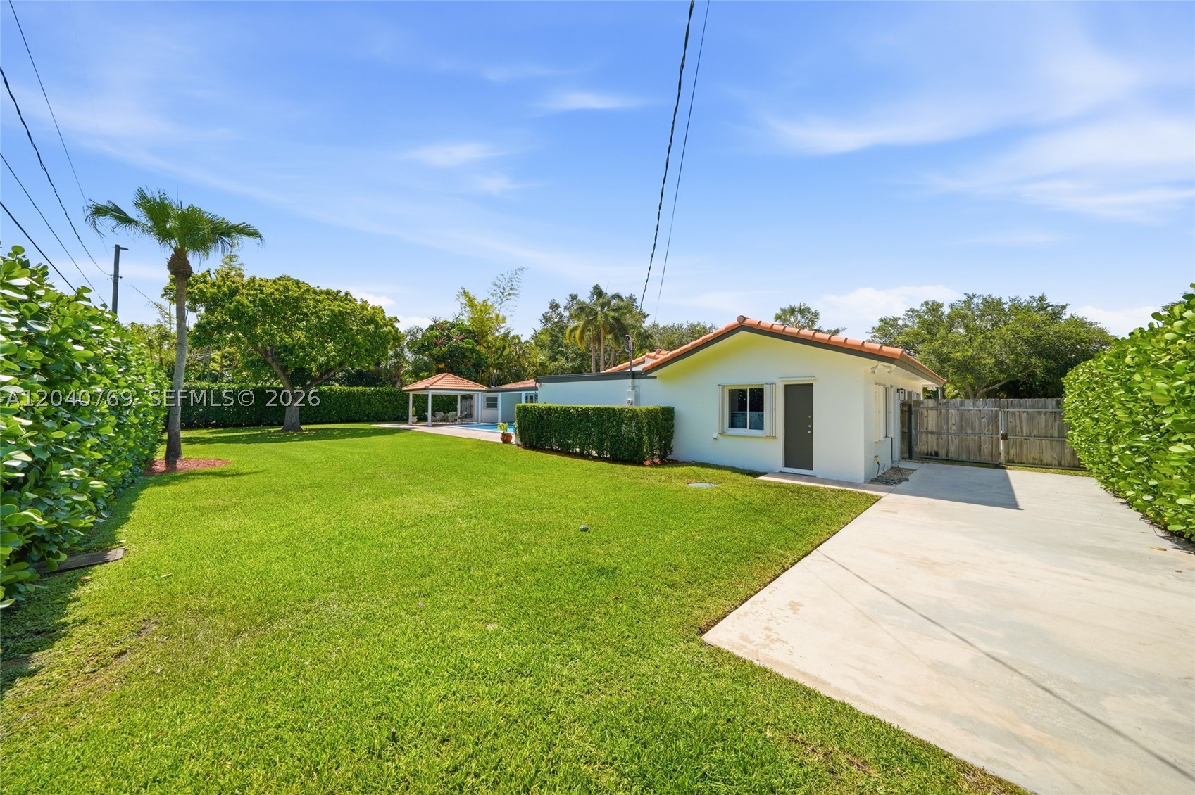 8240 SW 150th Dr Palmetto Bay, FL 33158