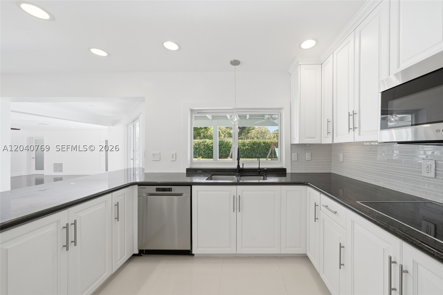 8240 SW 150th Dr Palmetto Bay, FL 33158