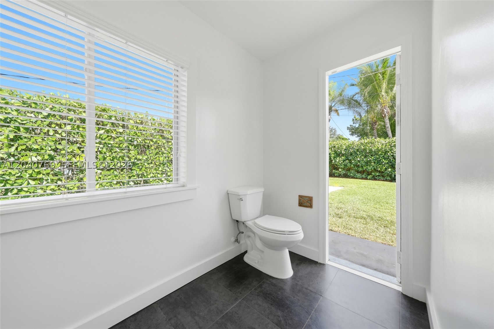 8240 SW 150th Dr Palmetto Bay, FL 33158
