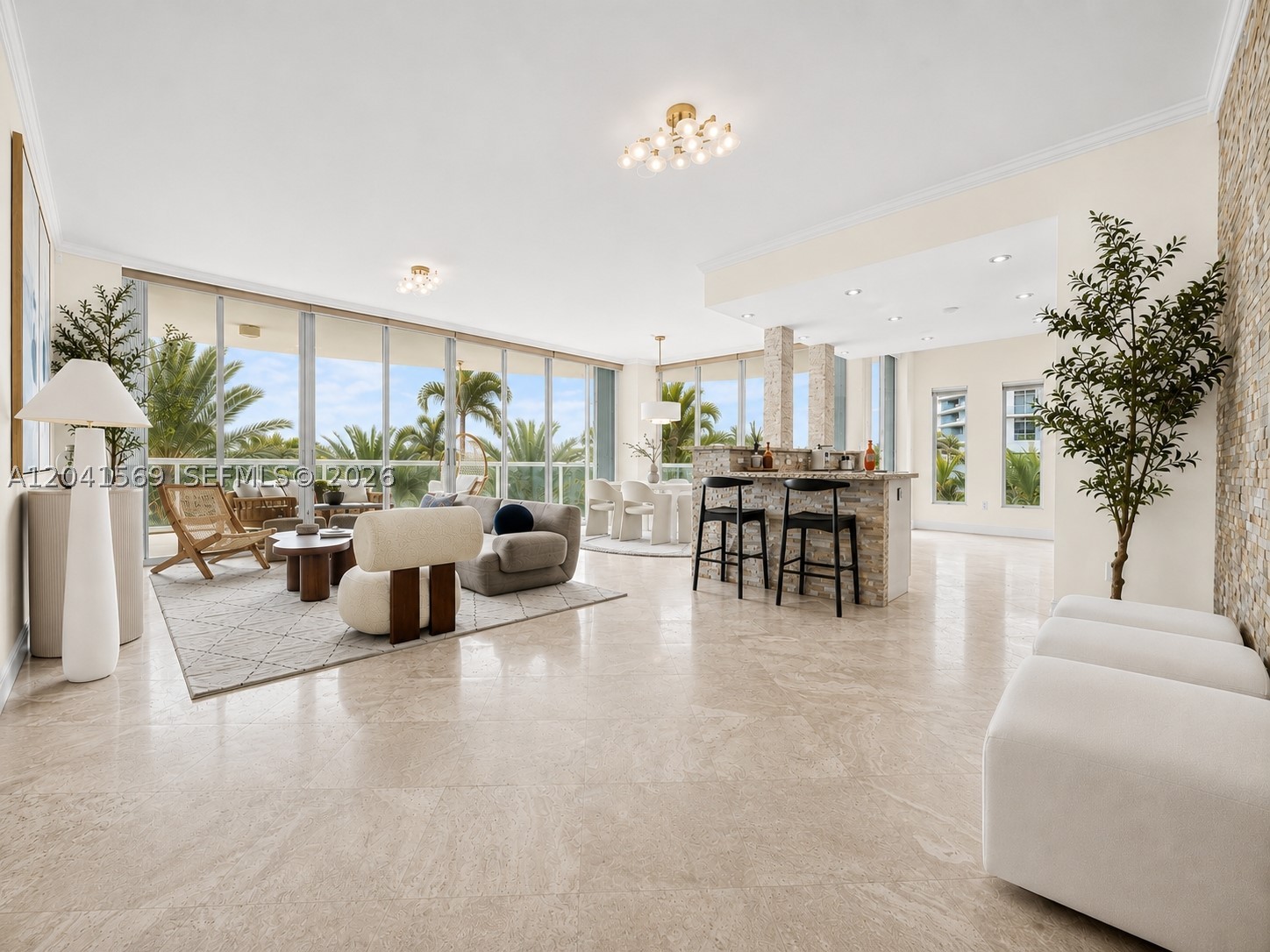 2645 S Bayshore Dr #304
