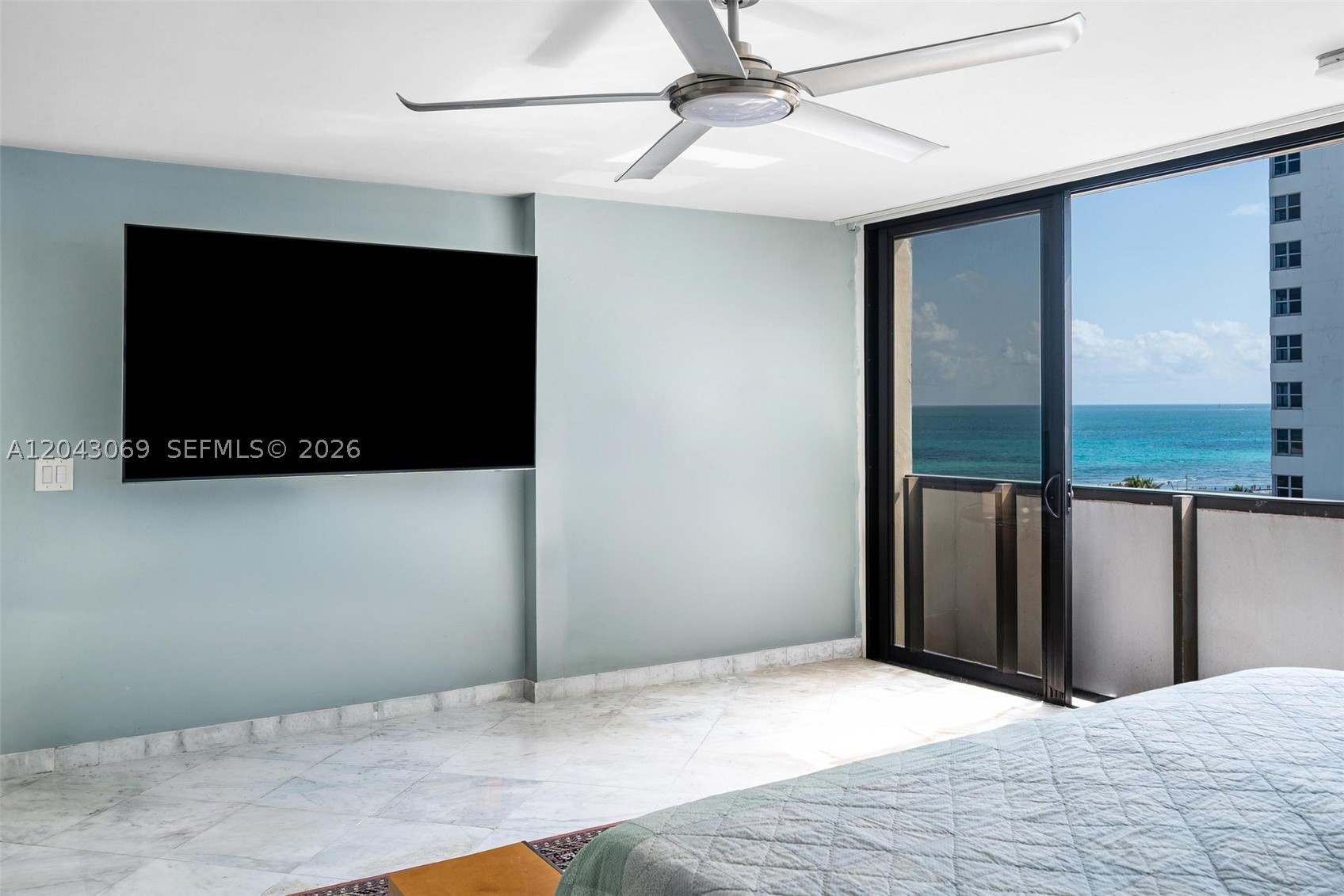 1623 Collins Ave #PH1010 Miami Beach, FL 33139