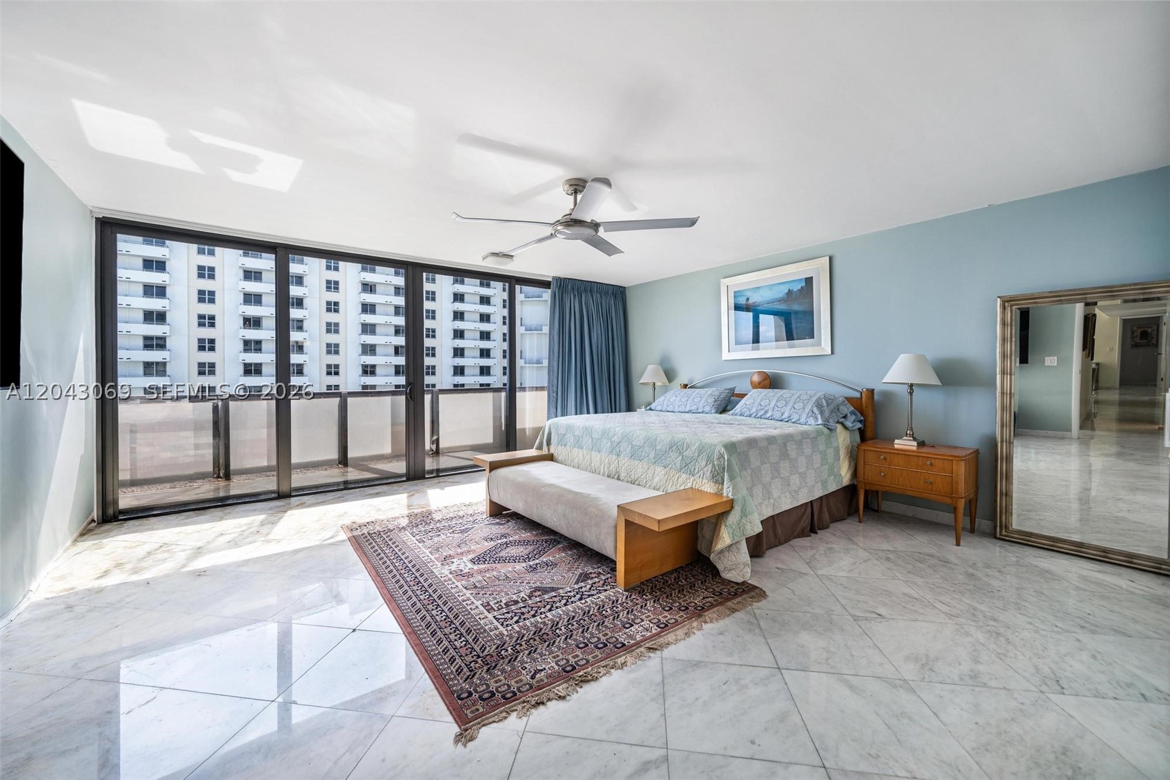 1623 Collins Ave #PH1010 Miami Beach, FL 33139
