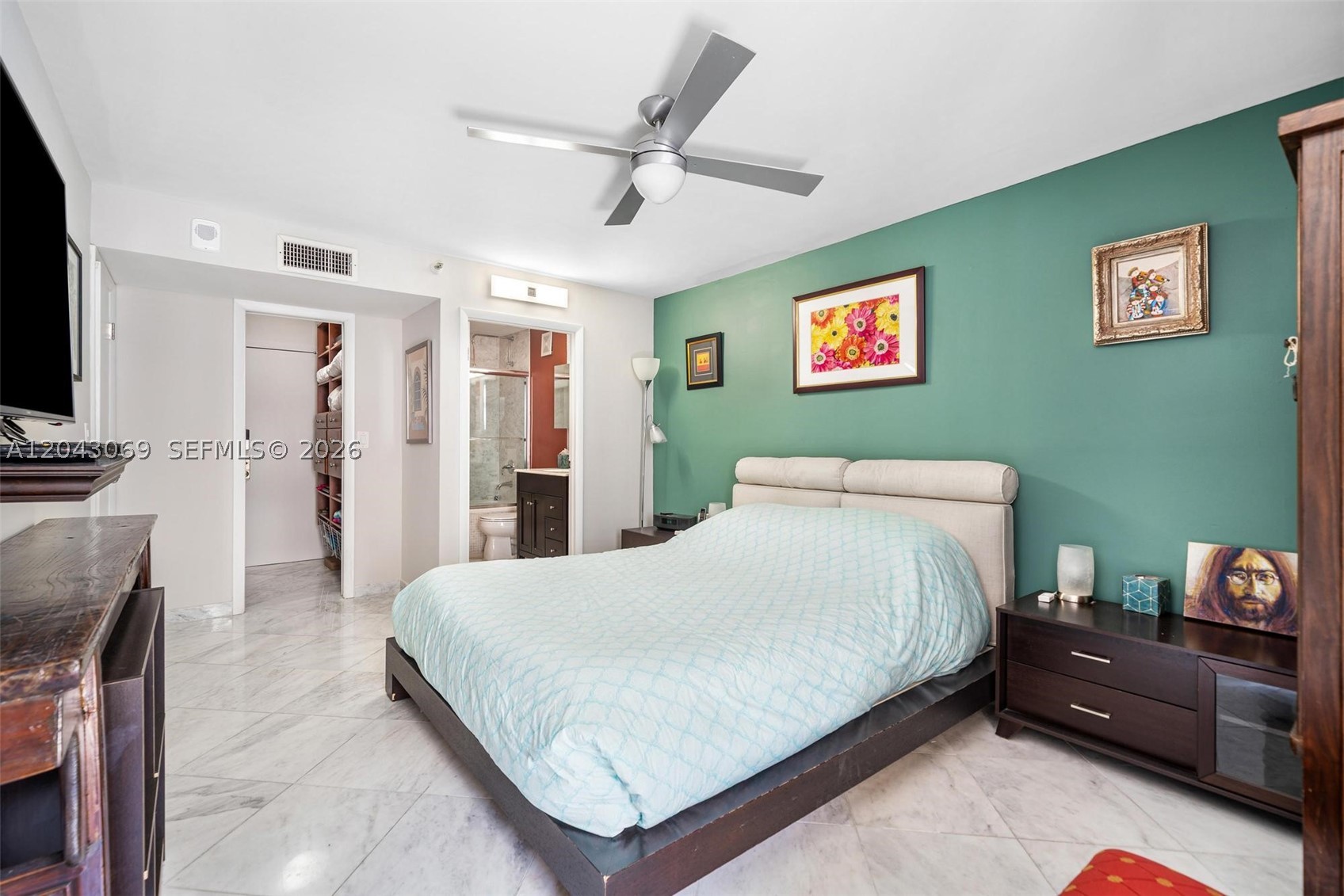 1623 Collins Ave #PH1010 Miami Beach, FL 33139