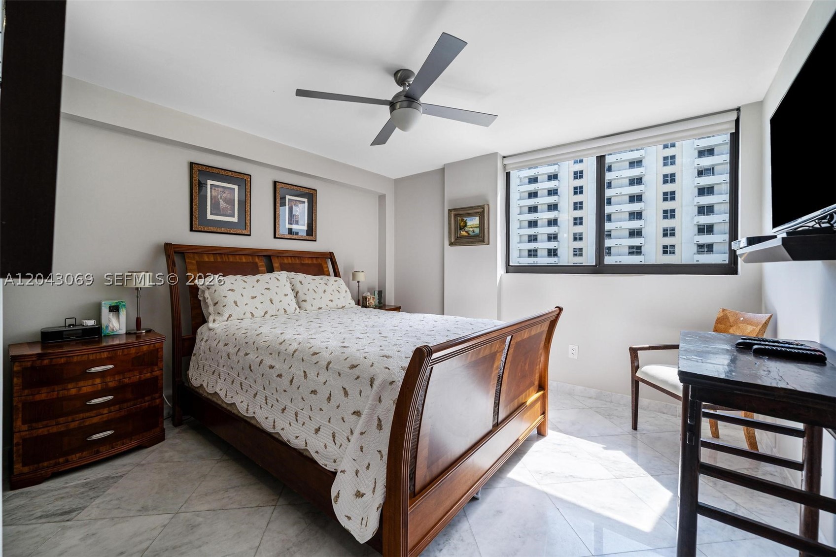 1623 Collins Ave #PH1010 Miami Beach, FL 33139