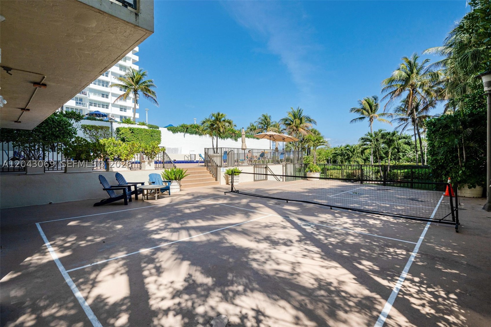 1623 Collins Ave #PH1010 Miami Beach, FL 33139