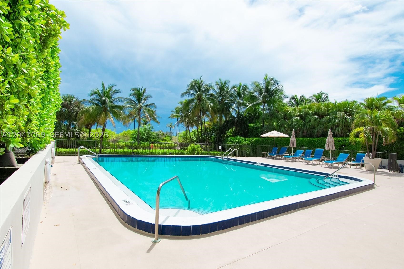 1623 Collins Ave #PH1010 Miami Beach, FL 33139