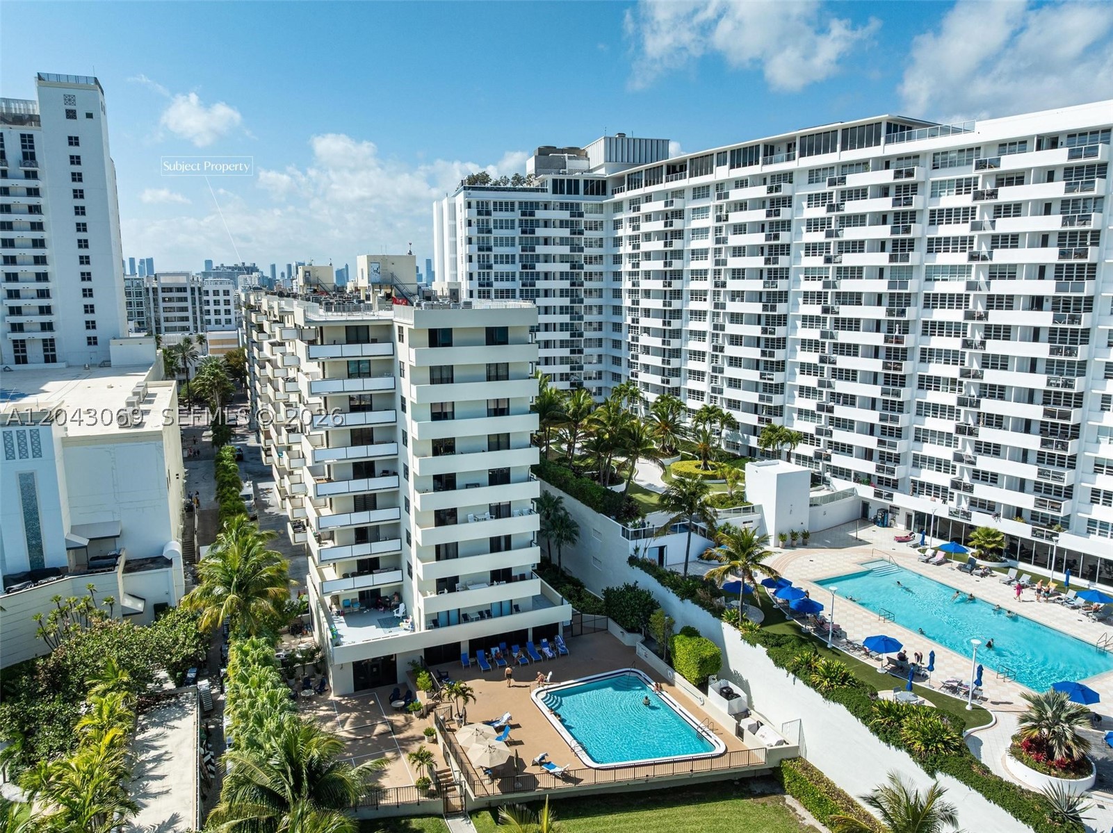 1623 Collins Ave #PH1010 Miami Beach, FL 33139