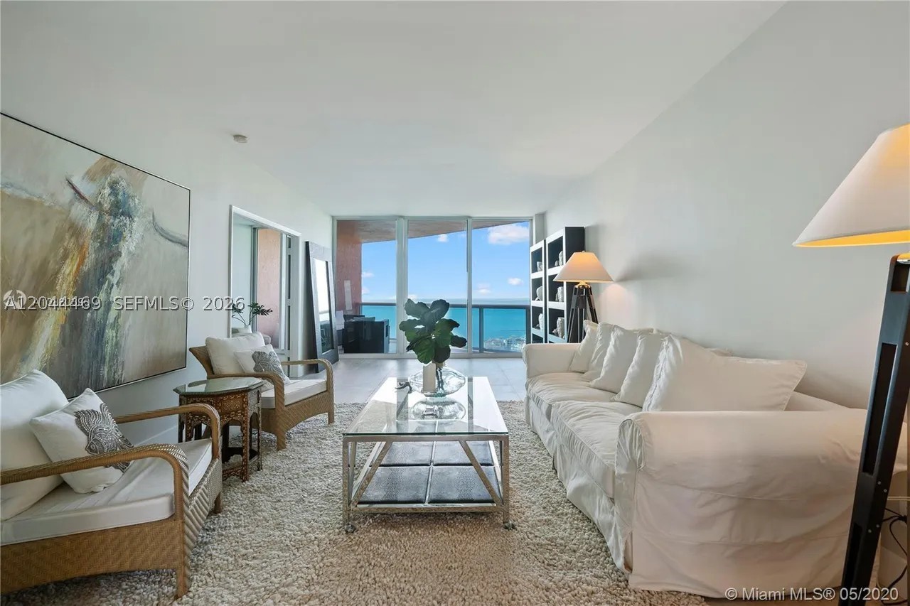 300 S Pointe Dr #3604 Miami Beach, FL 33139