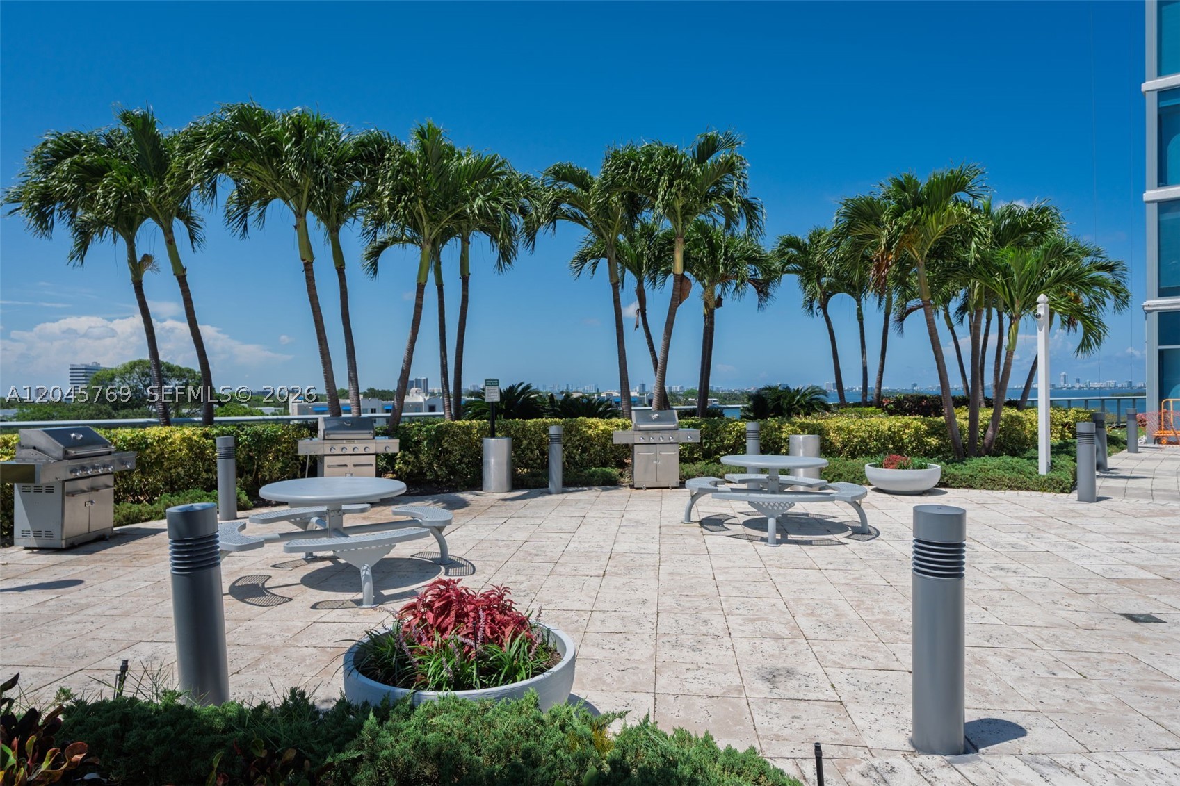 image Blue on the Bay28